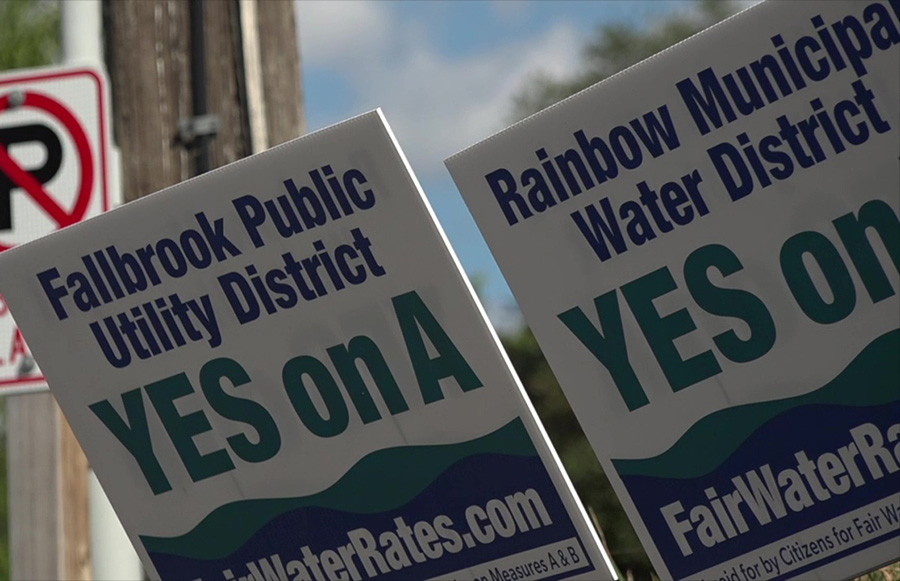fallbrook_rainbow_water_measure_signs_110723.jpg