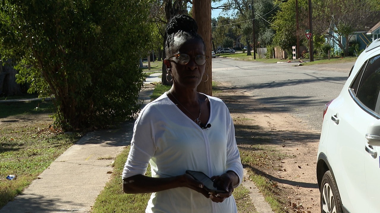 "People work too hard": Cameron woman warns neighbors  after car reported stolen