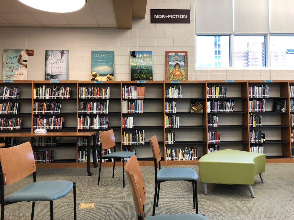 Glen Allen High School library.jpg