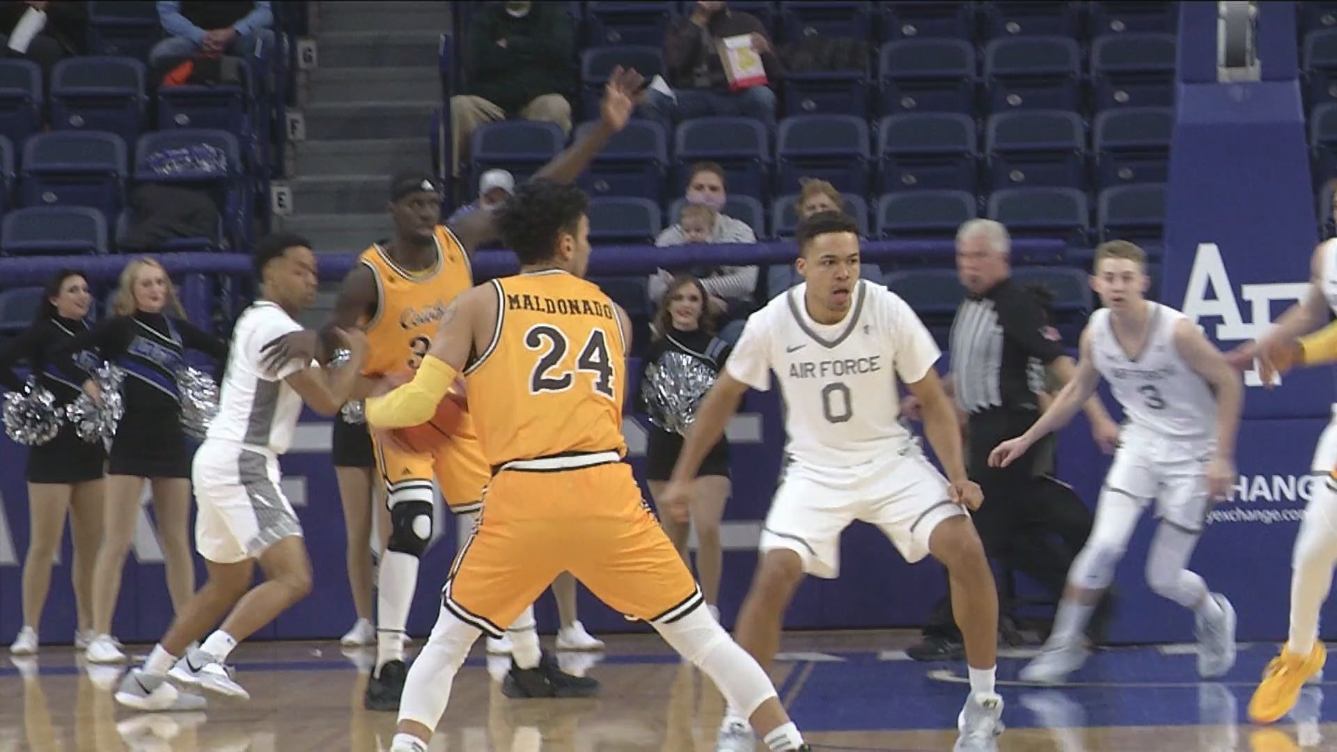 Air Force Falls On Buzzer Beater By Wyoming, 63-61