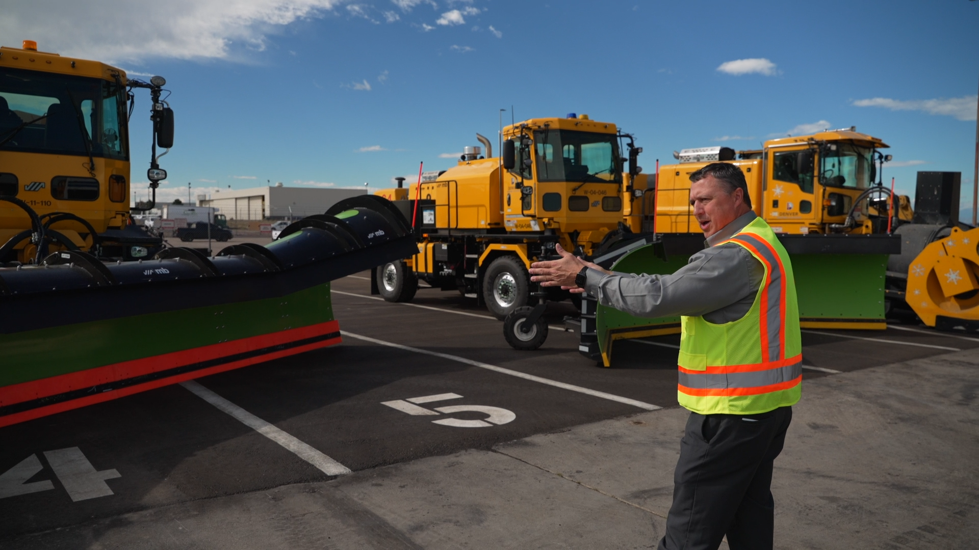 DIA snow removal units