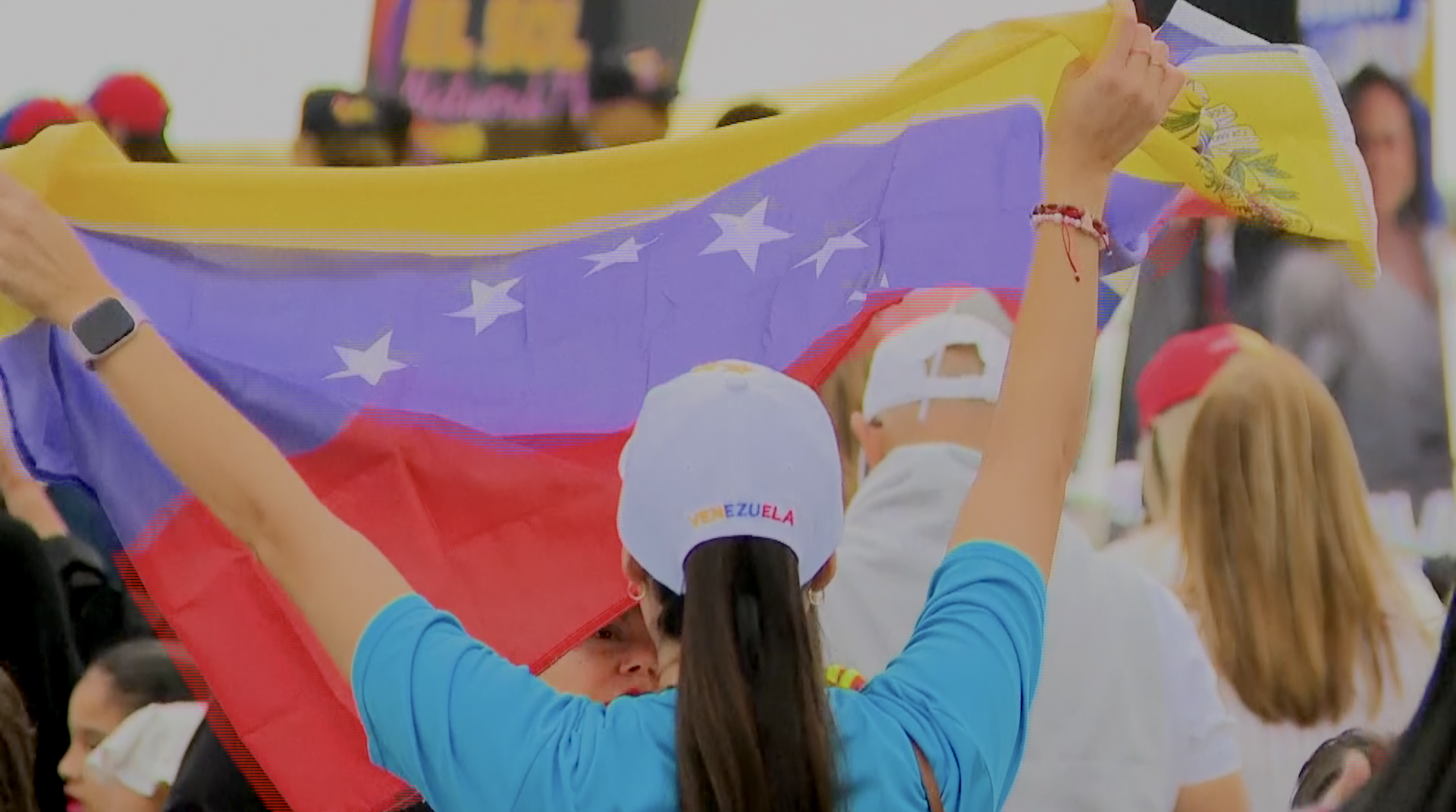 Venezuela flag hat thumbnail.png