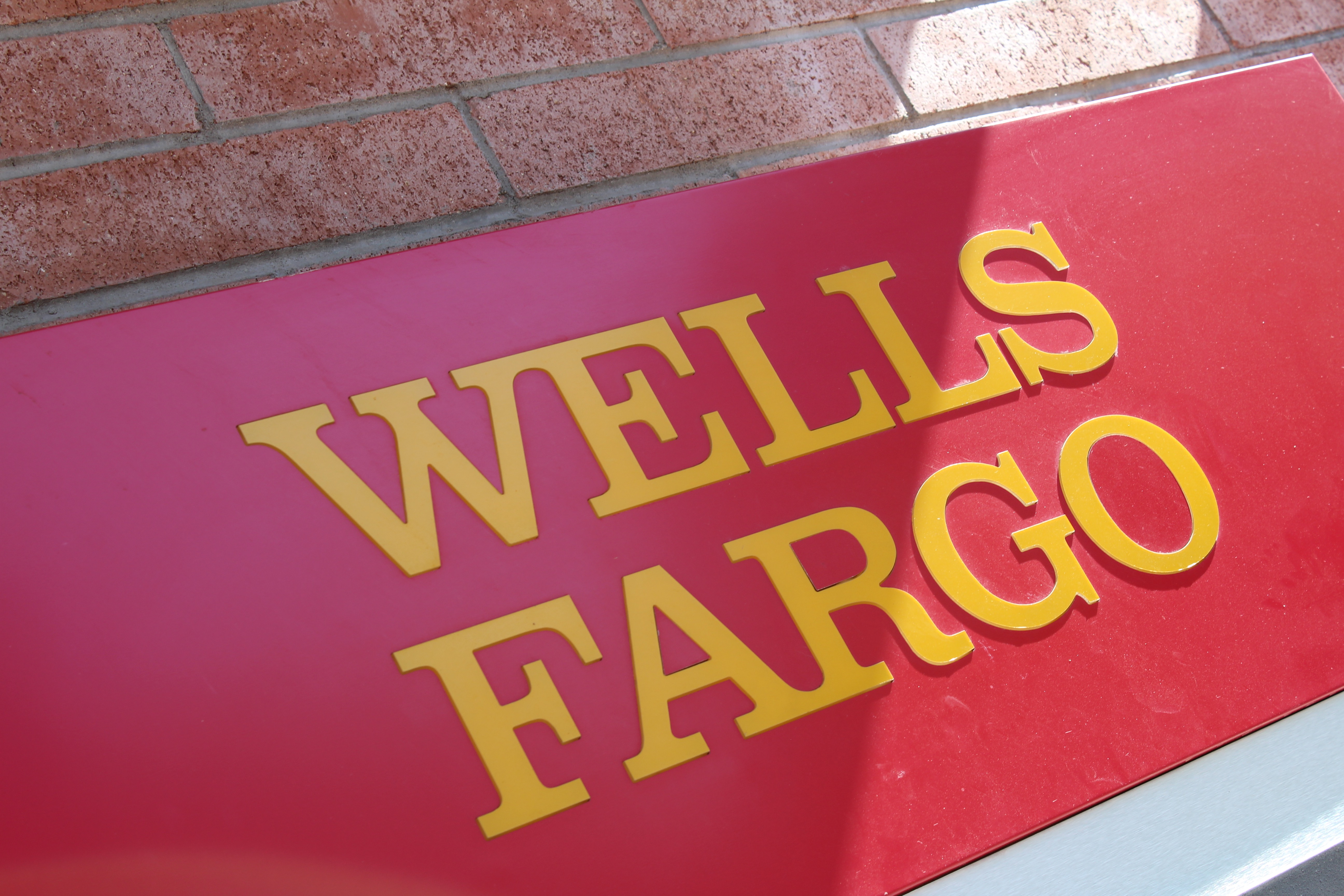 WellsFargo.jpg