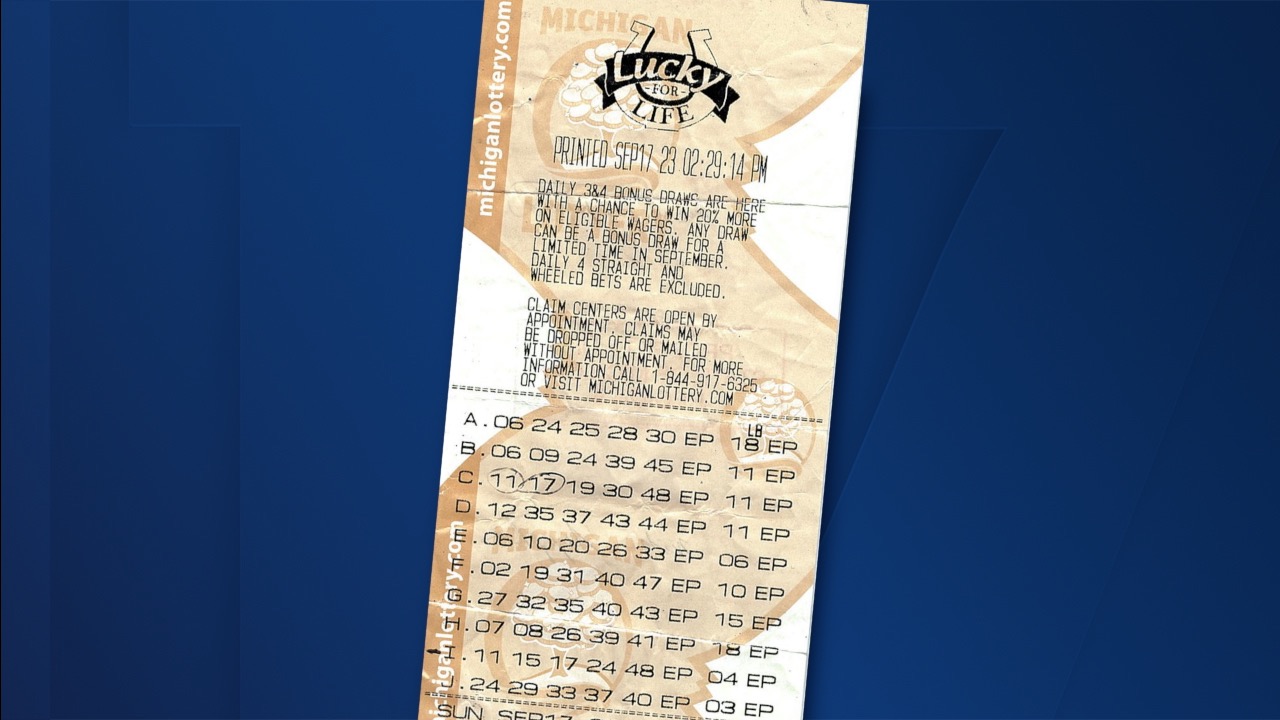 Illinois man wins Lucky For Life.jpg
