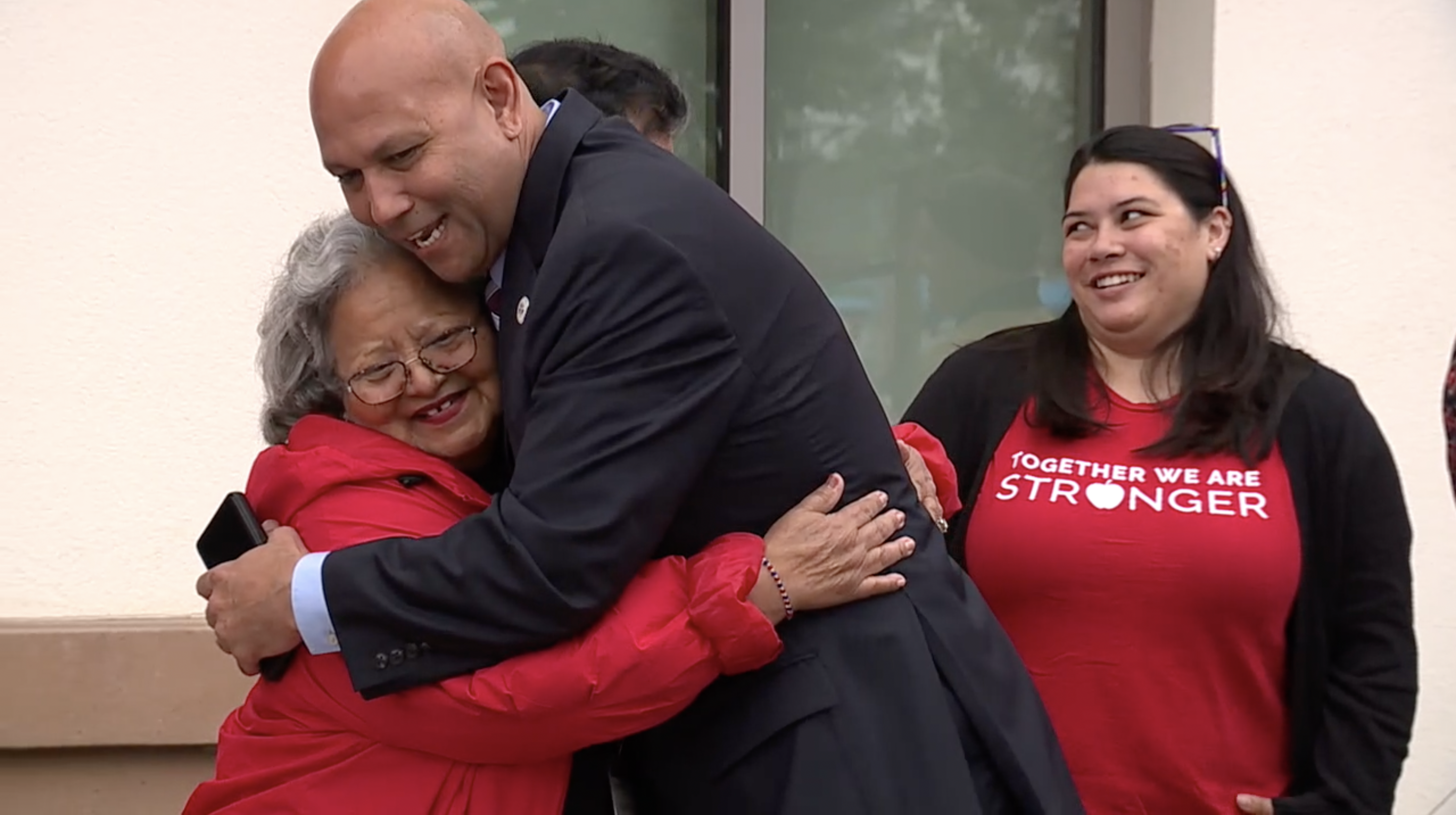 San Diego Unified educators receive pay raise, longer maternity leave