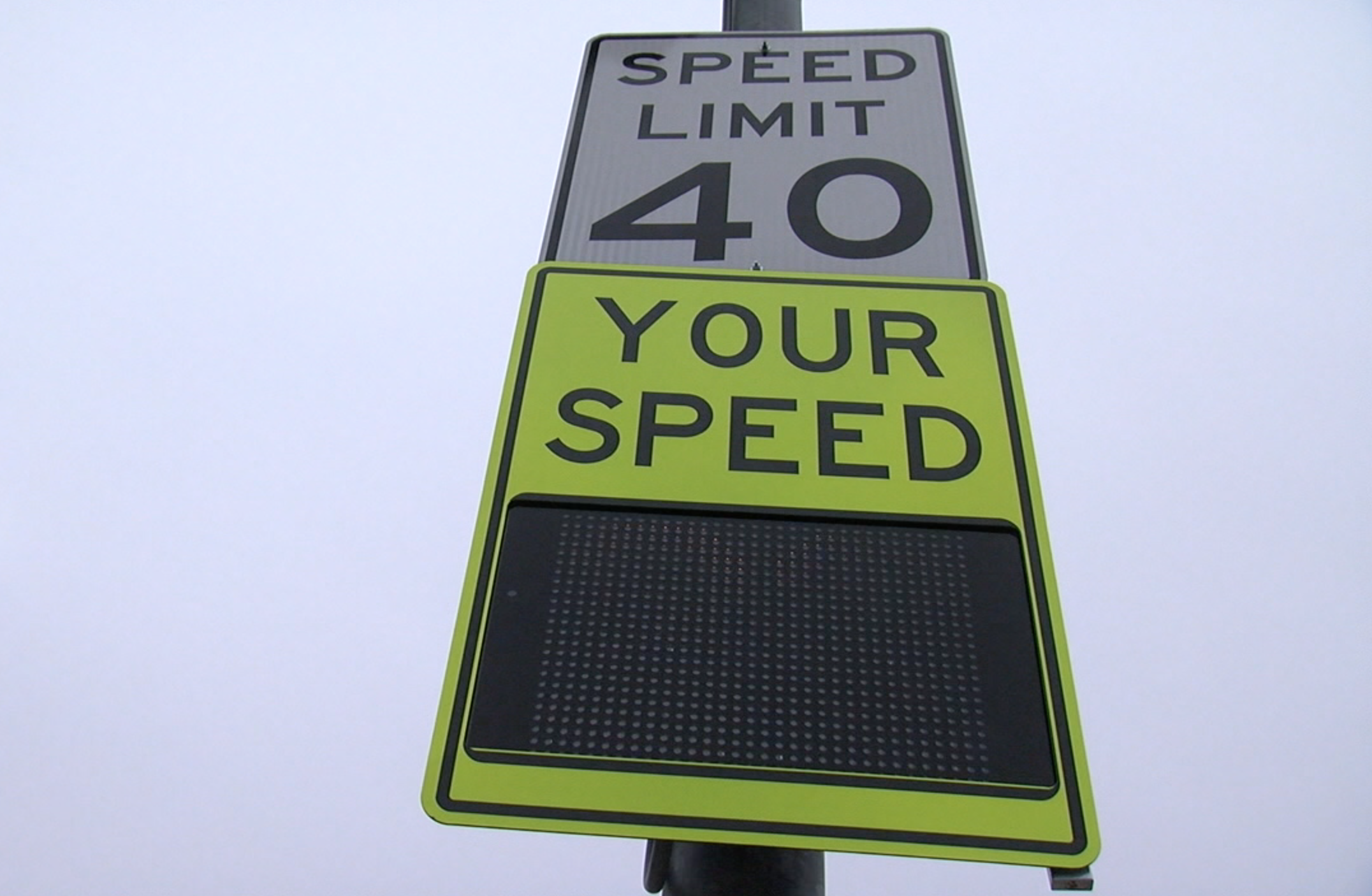 Radar speed sign
