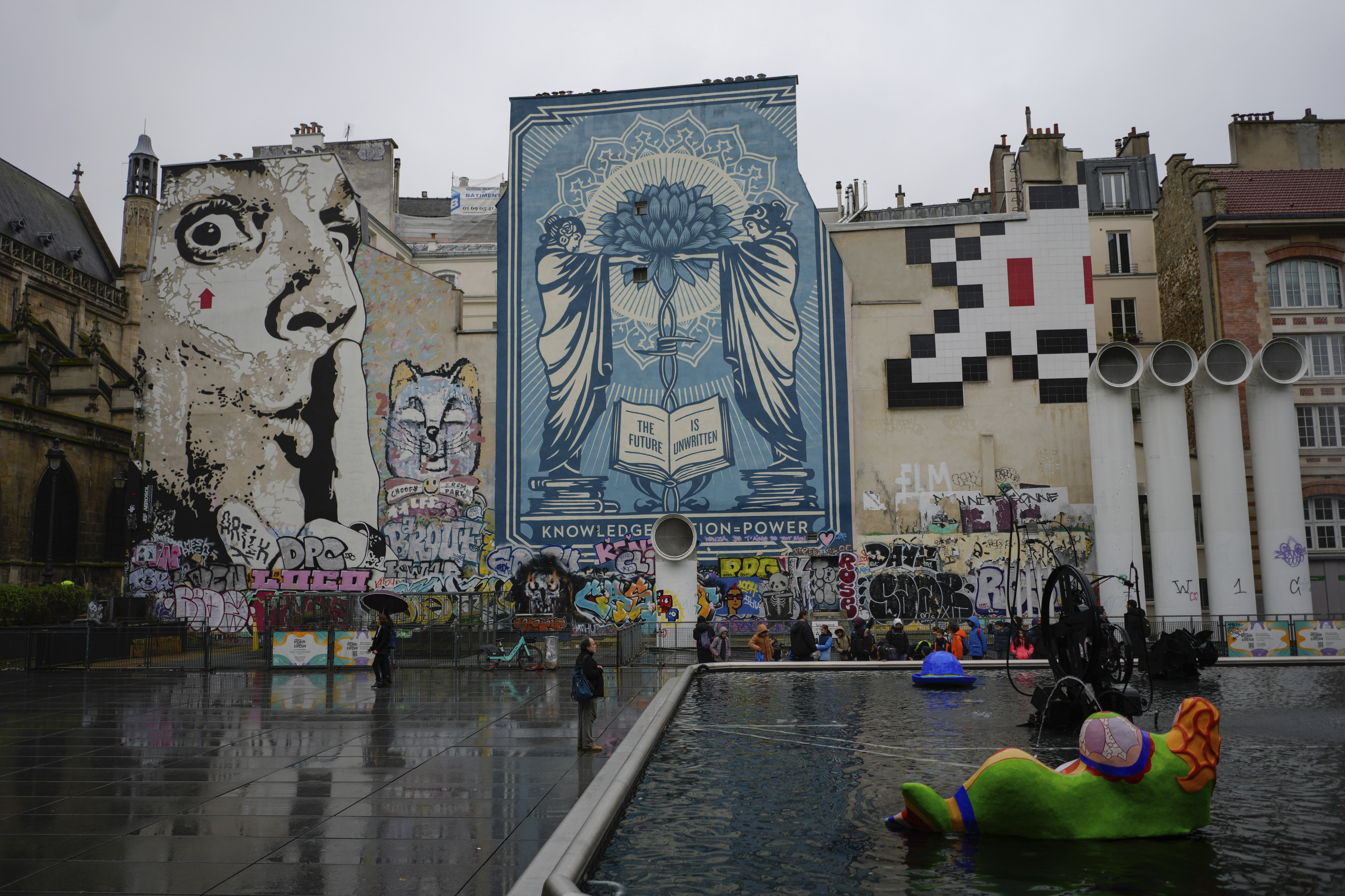 OLY Paris Olympics Meet Invader