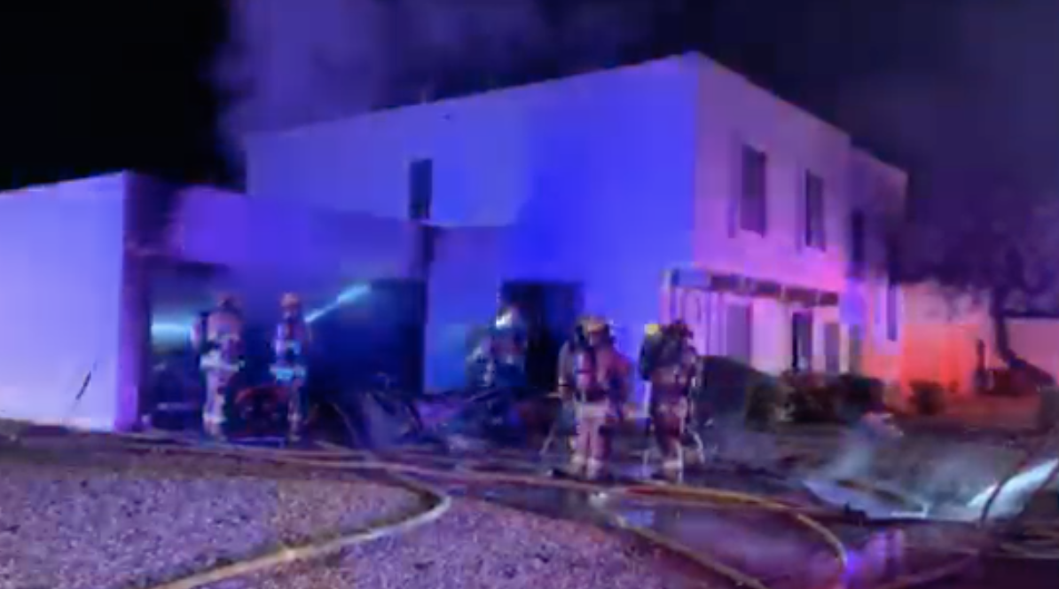 Man rescued from north Phoenix house fire