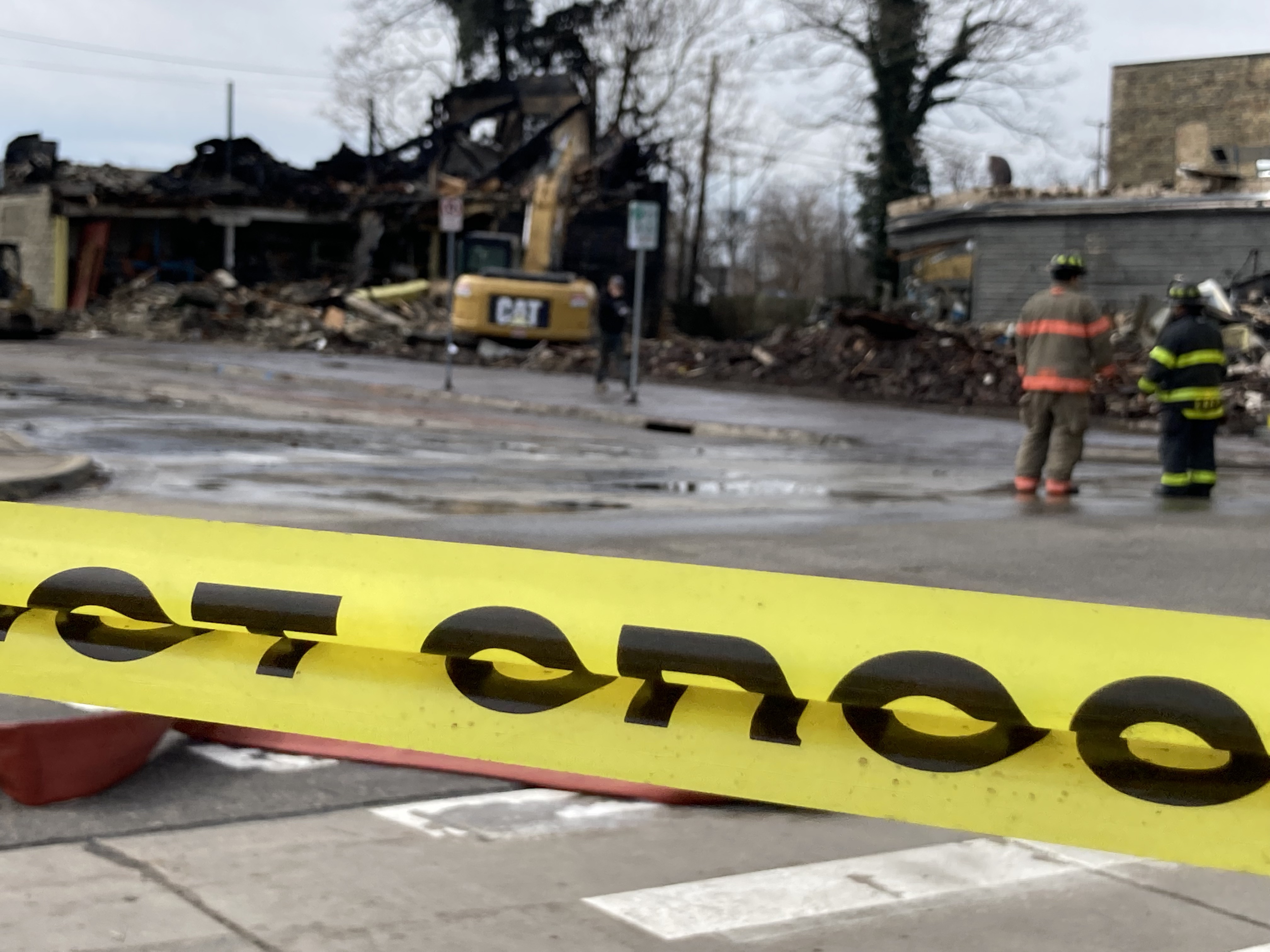 Fire on Wealthy Street pic 1.jpg