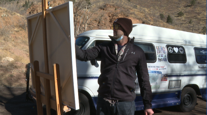 Artists paints across America.PNG