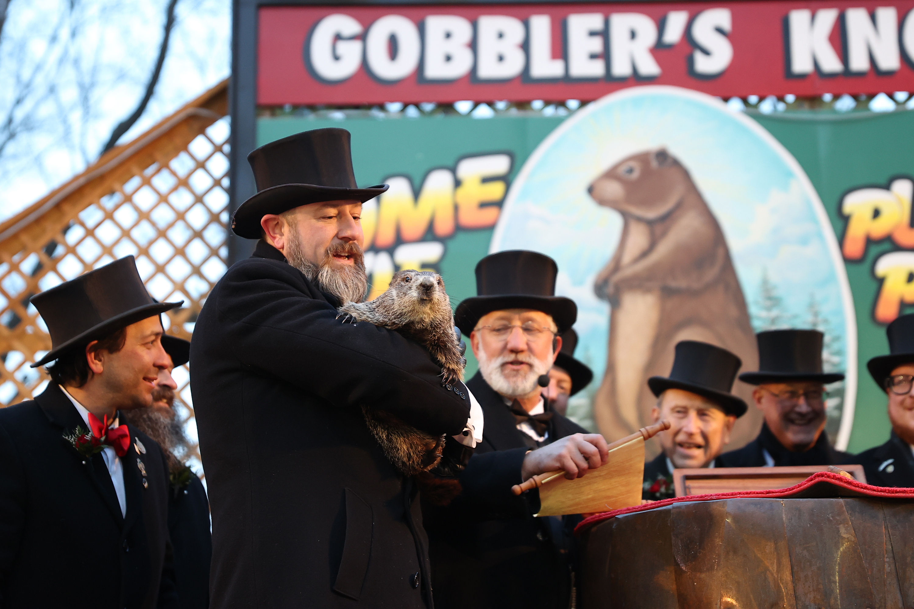 Punxsutawney Phil says 6 more weeks winter