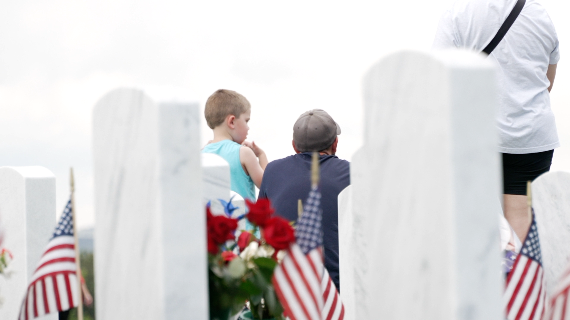 'Thank you': Coloradans pay their respects to fallen military members on Memorial Day