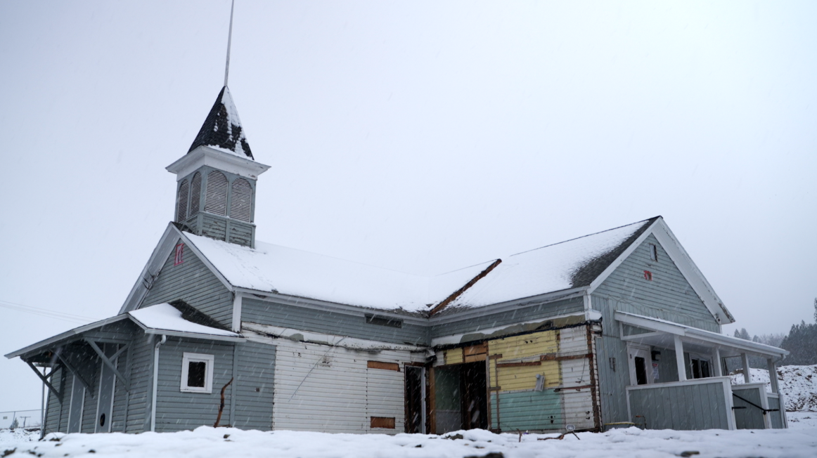 Old Lolo School moving