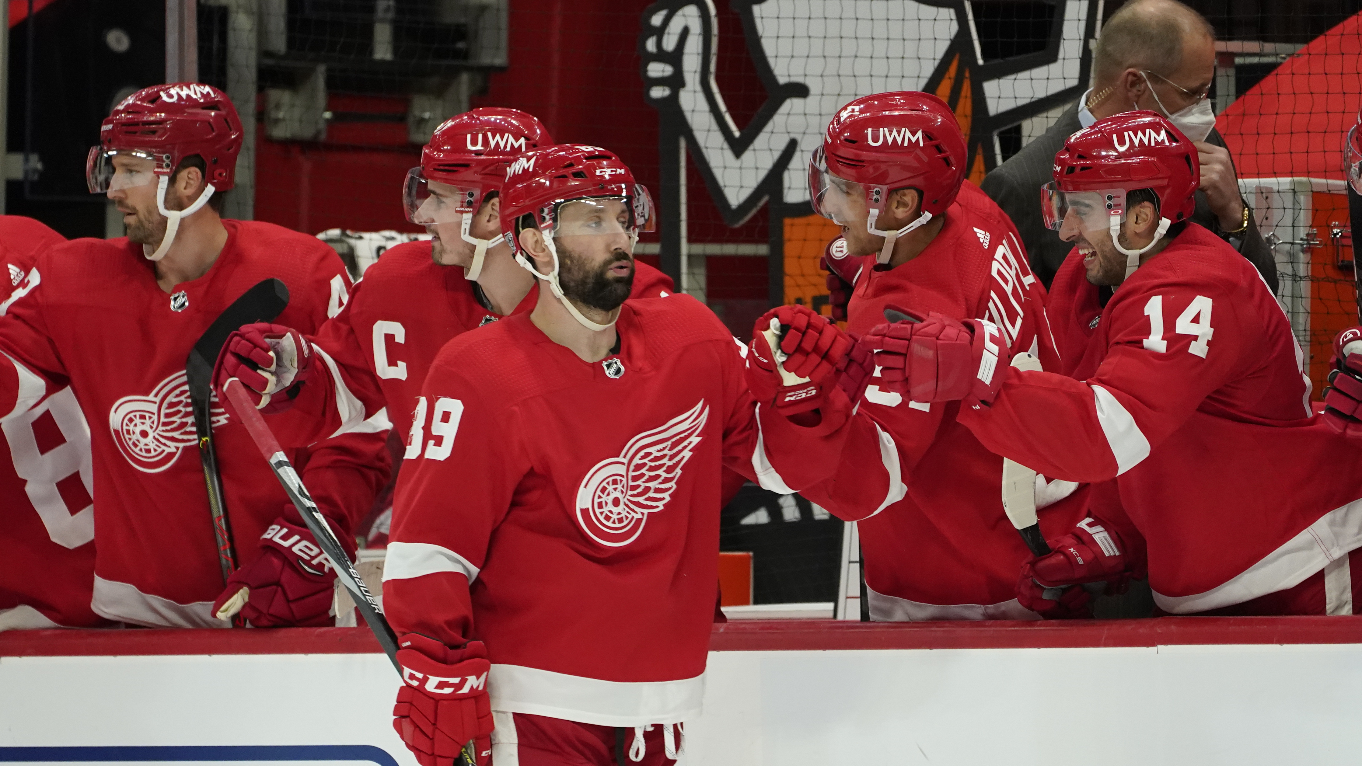 Sam Gagner Predators Red Wings Hockey