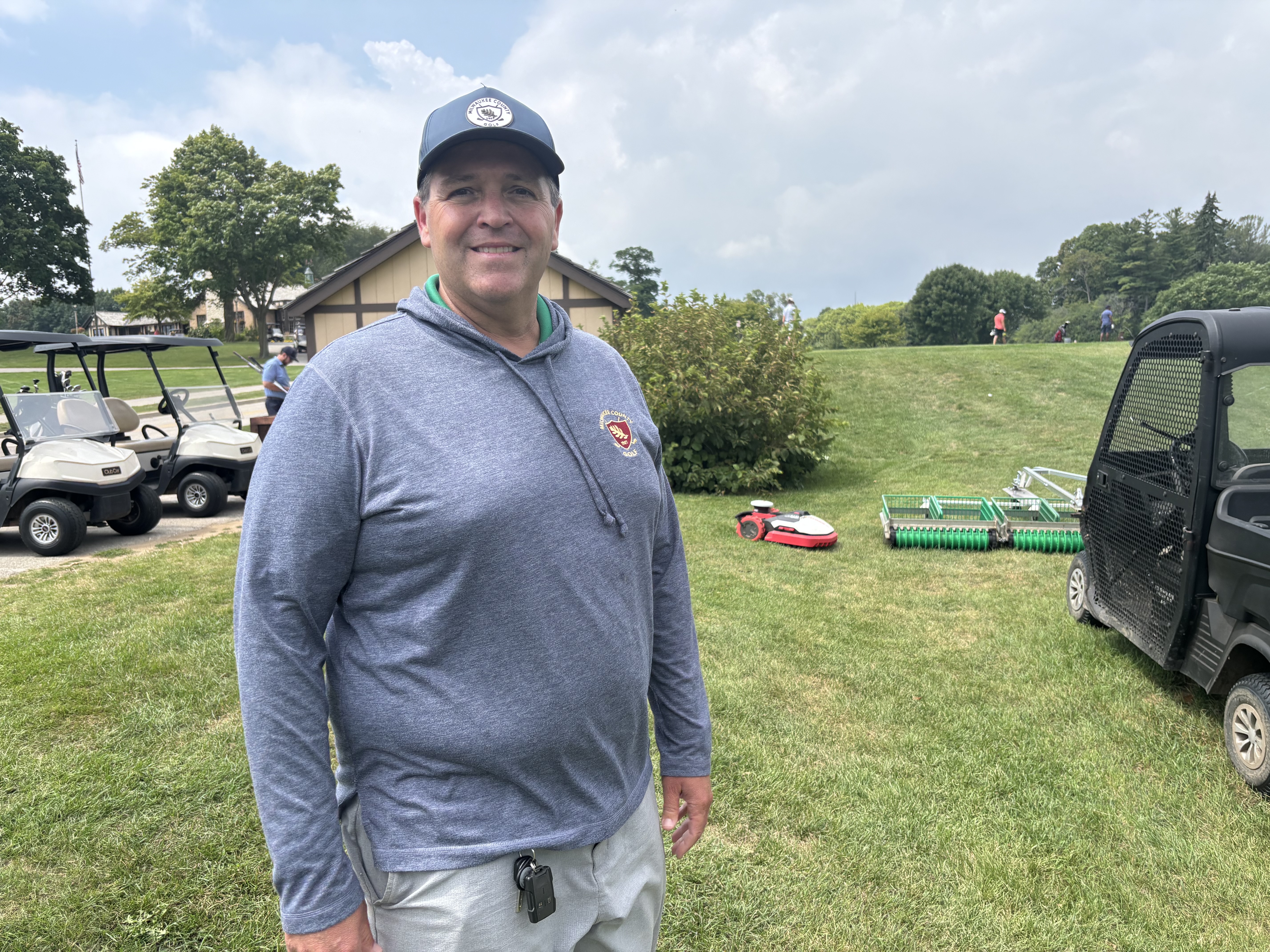 Robot Mowers Introduced on Milwaukee Golf Courses Amid Staffing Concerns