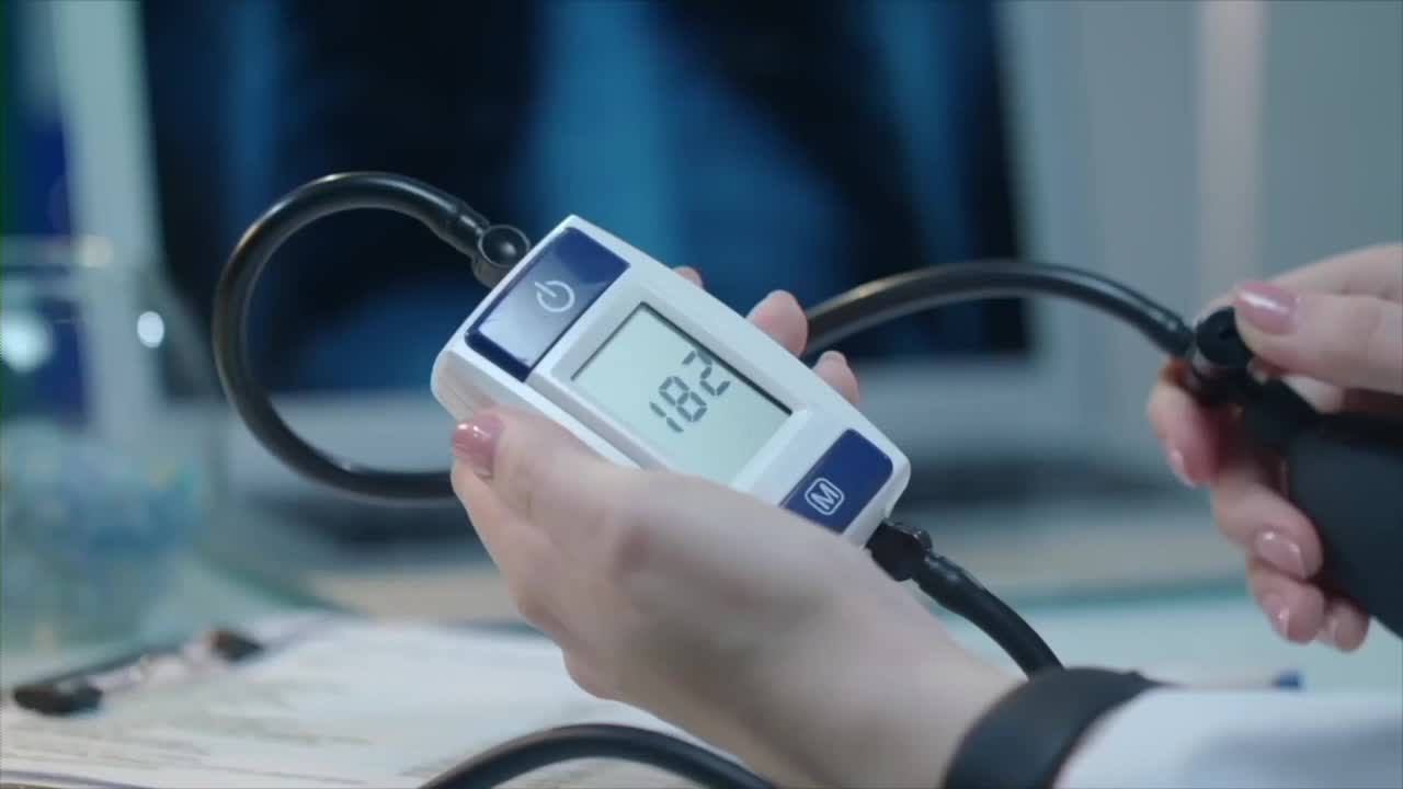 Tracking heart health in the heat