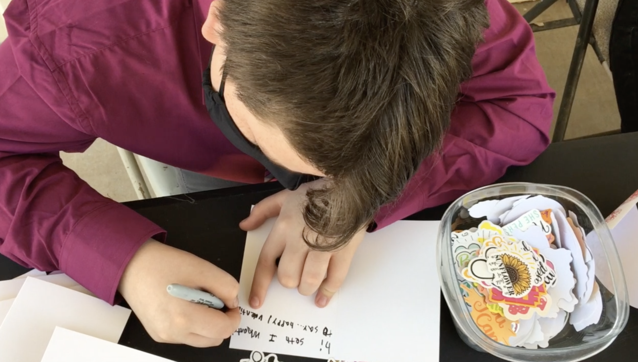 Apache Junction students to send homemade Valentines to strangers