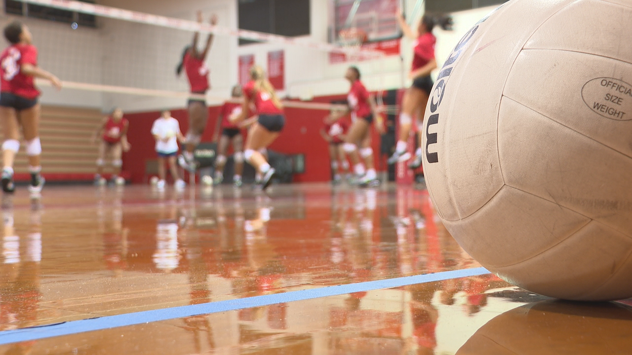 leon volleyball