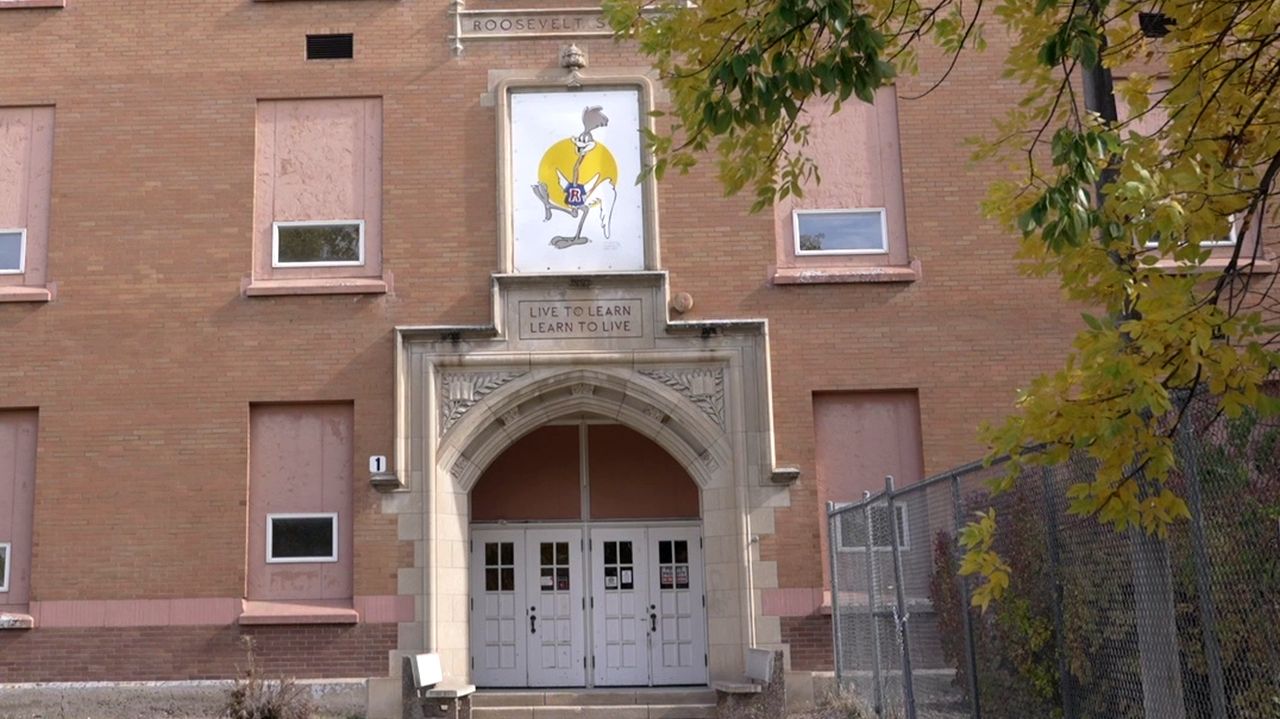 Roosevelt Elementary School building