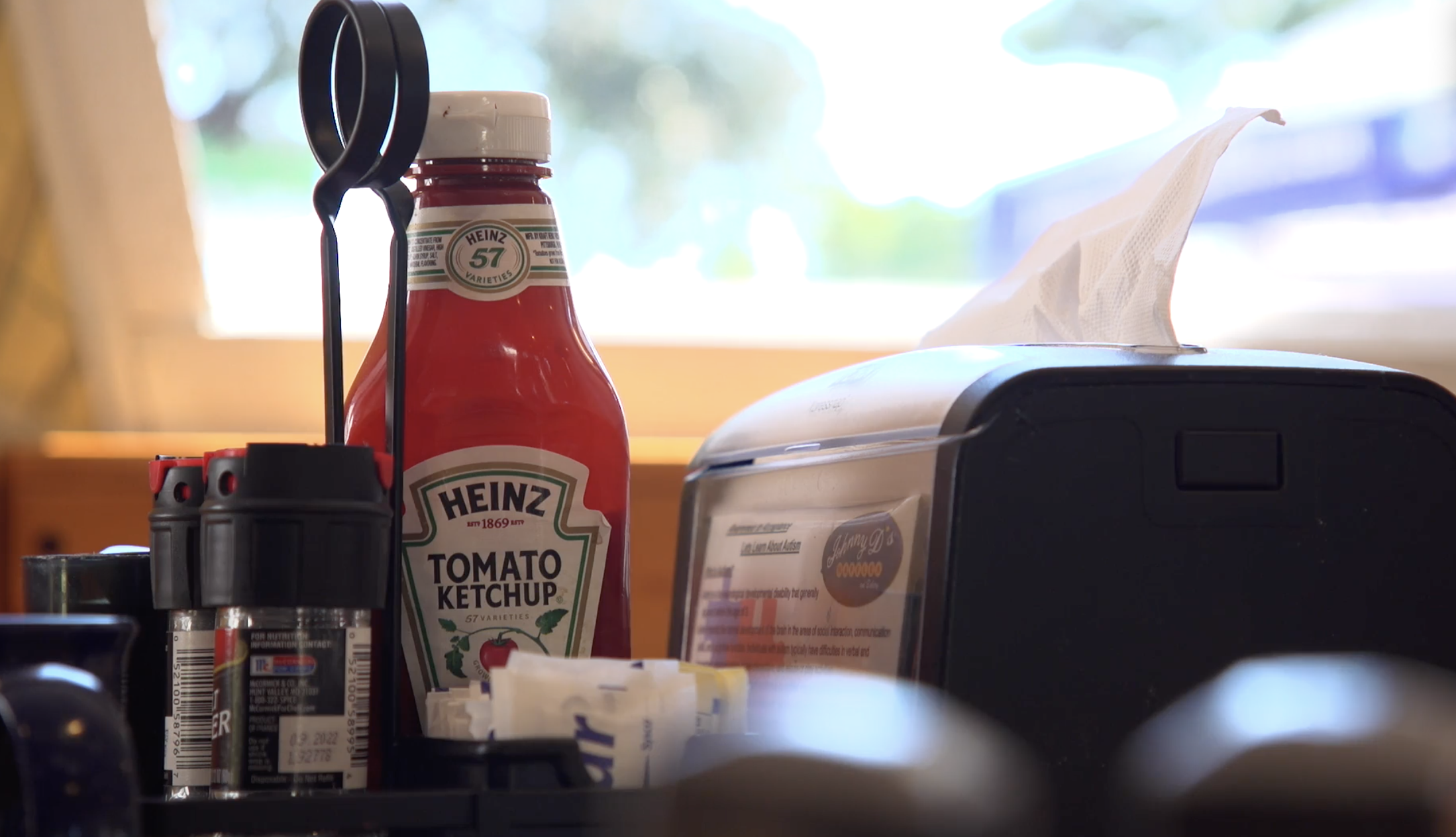 Michigan Restaurant & Lodging Association suing MDHHS for restrictions prohibiting indoor dining