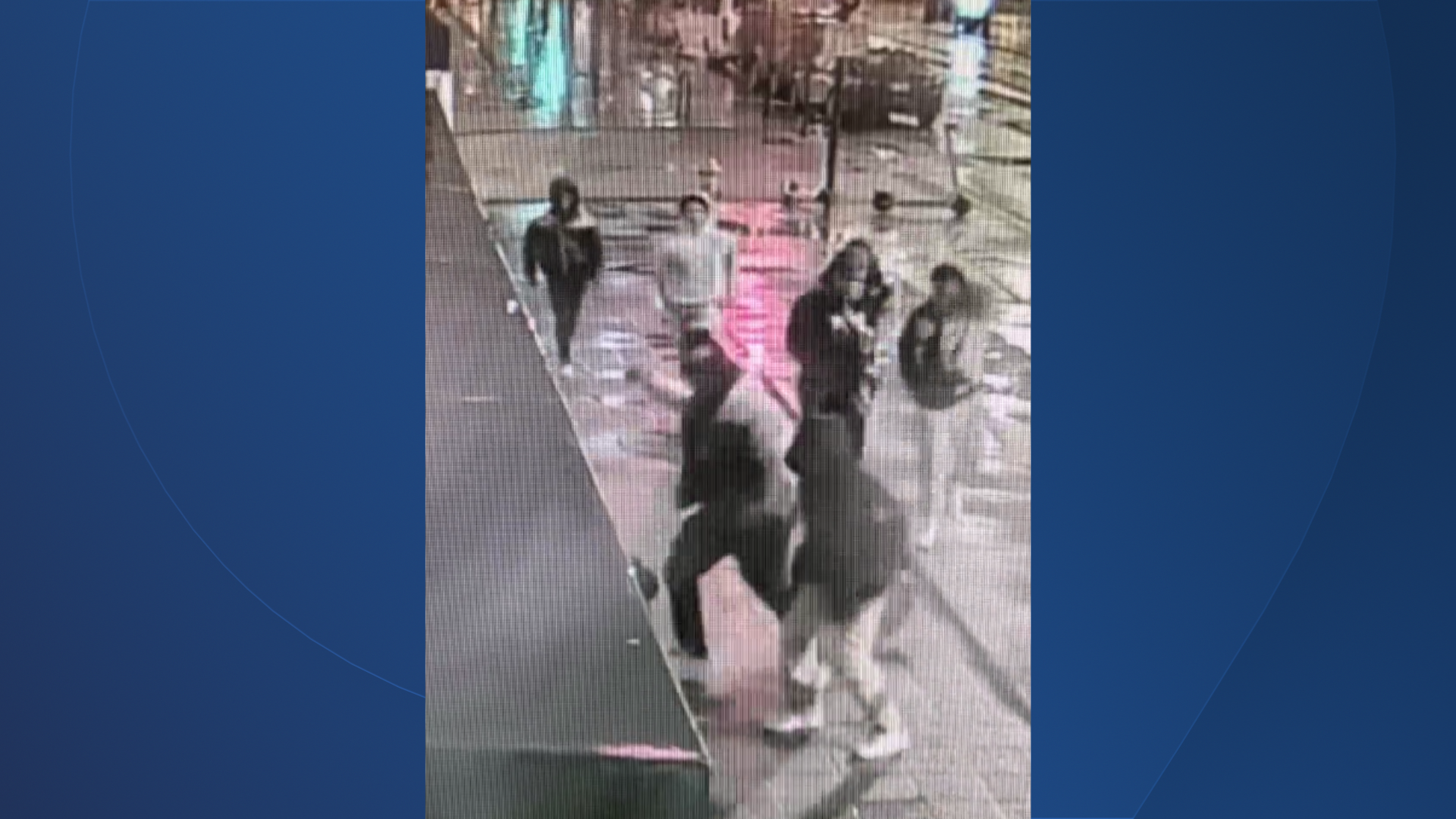 Downtown Cincinnati Assault/Robbery Caught On Camera