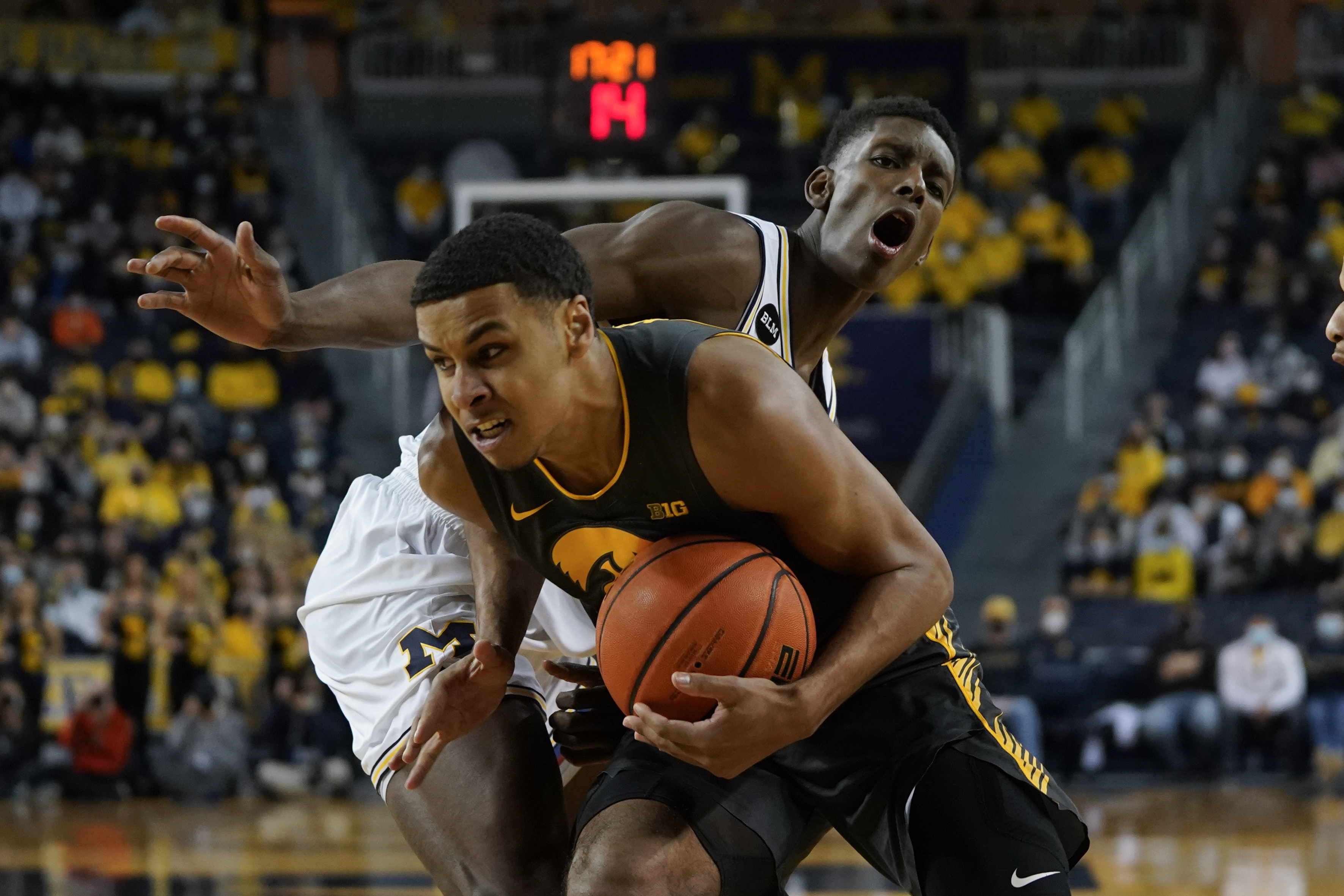Keegan Murray Iowa Michigan Basketball