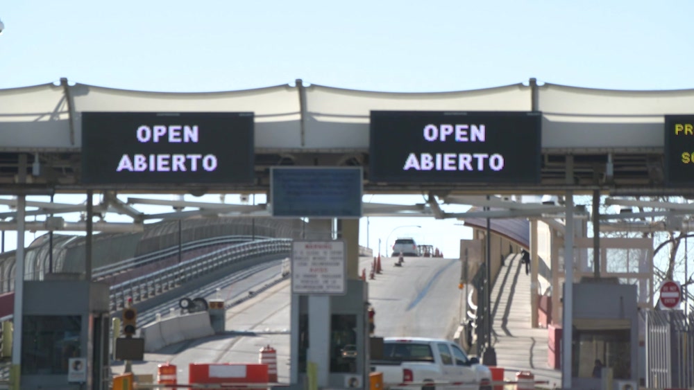 El Paso immigraiton border crossing