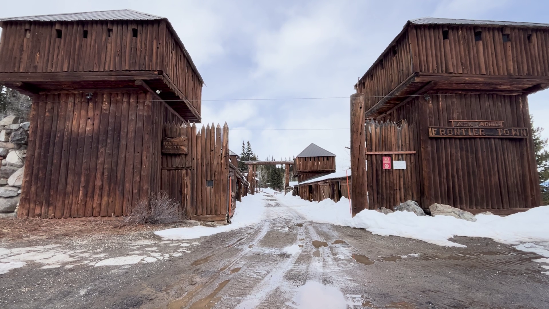 Frontier Town
