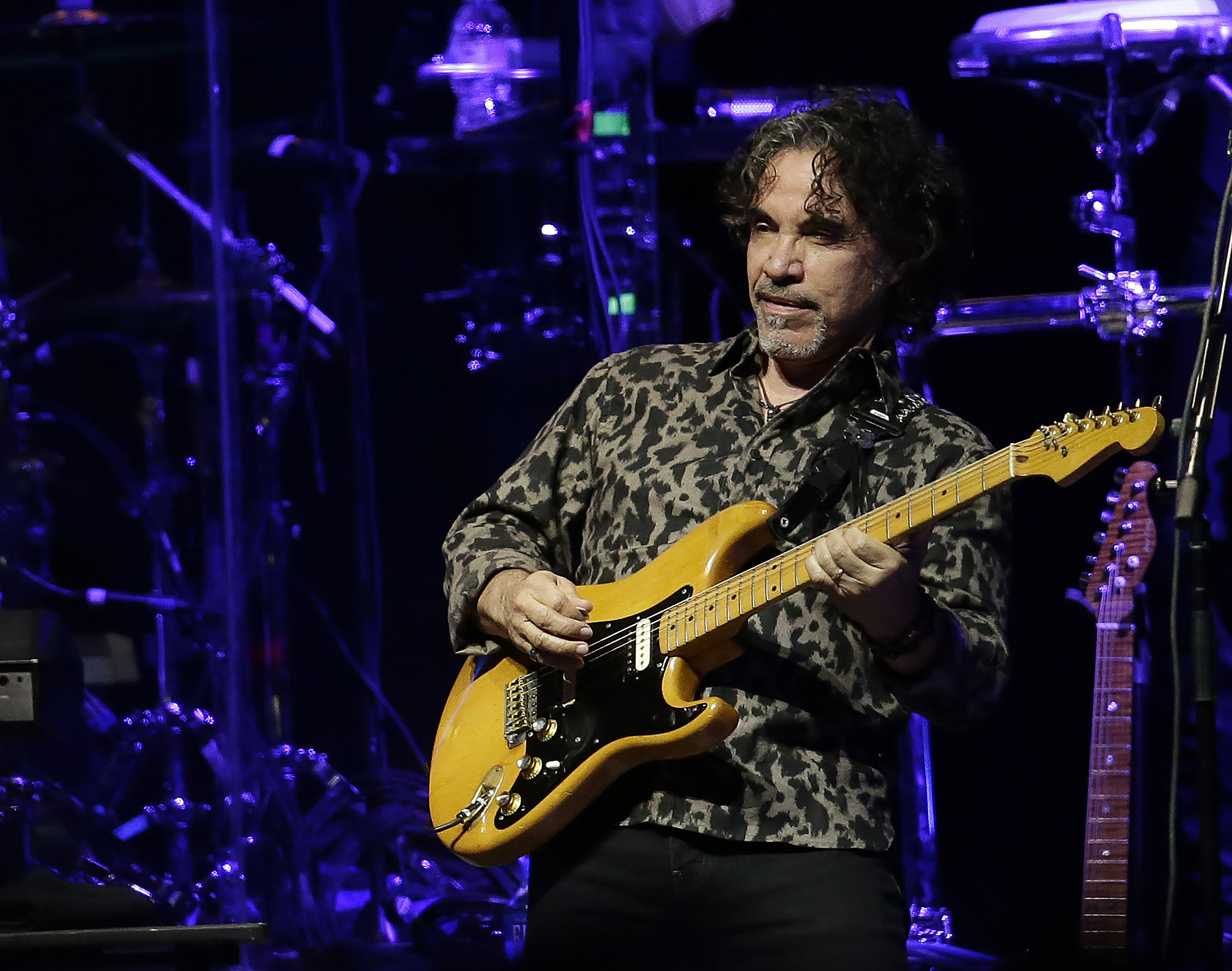 Music-John Oates
