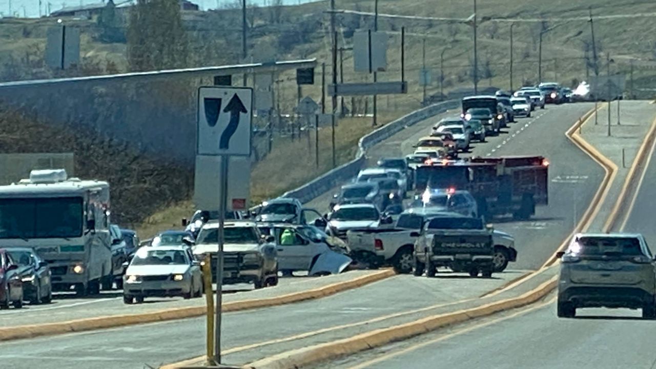 Three-vehicle crash in Great Falls