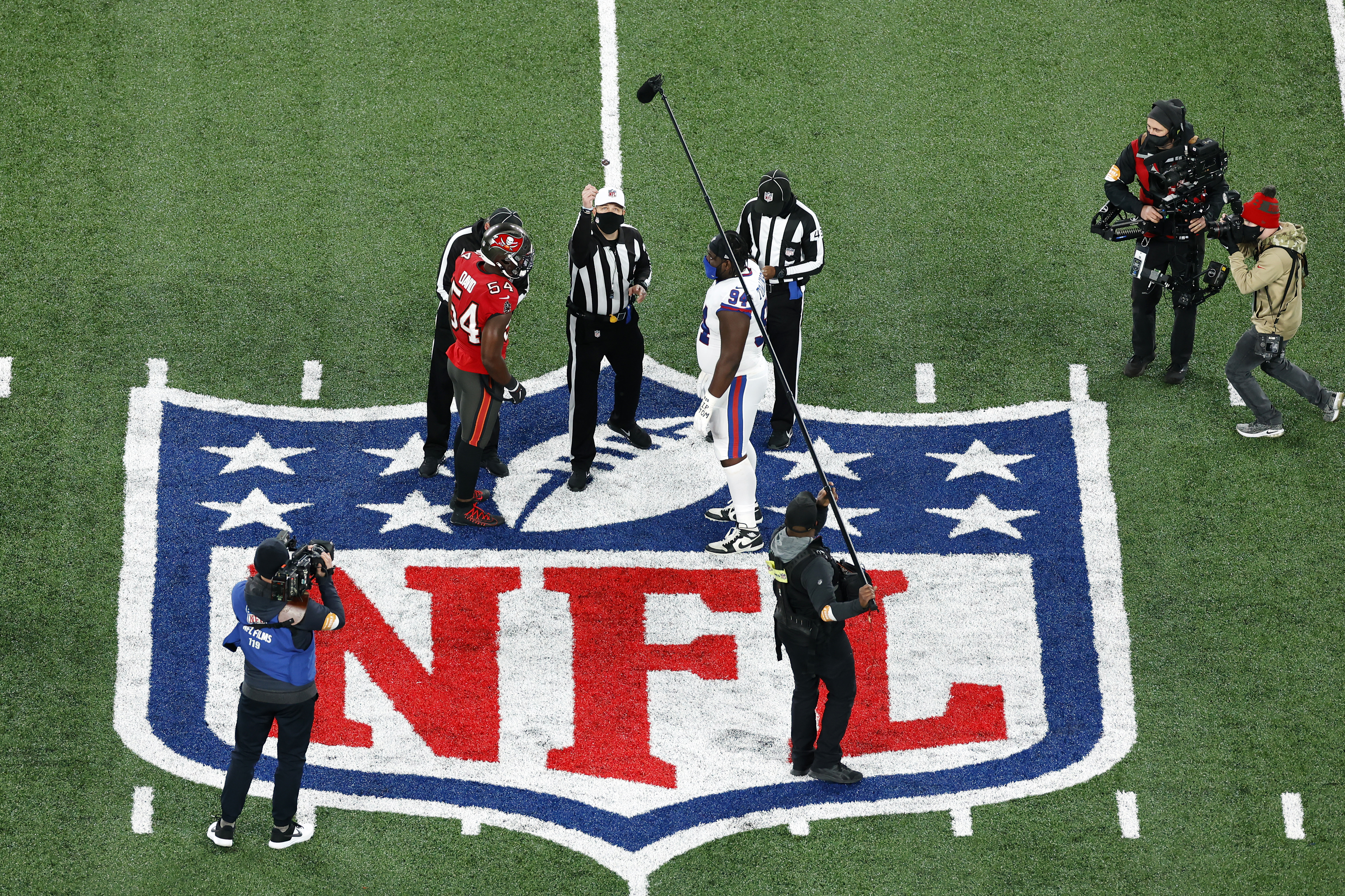 Coin Toss Buccaneers Giants Football