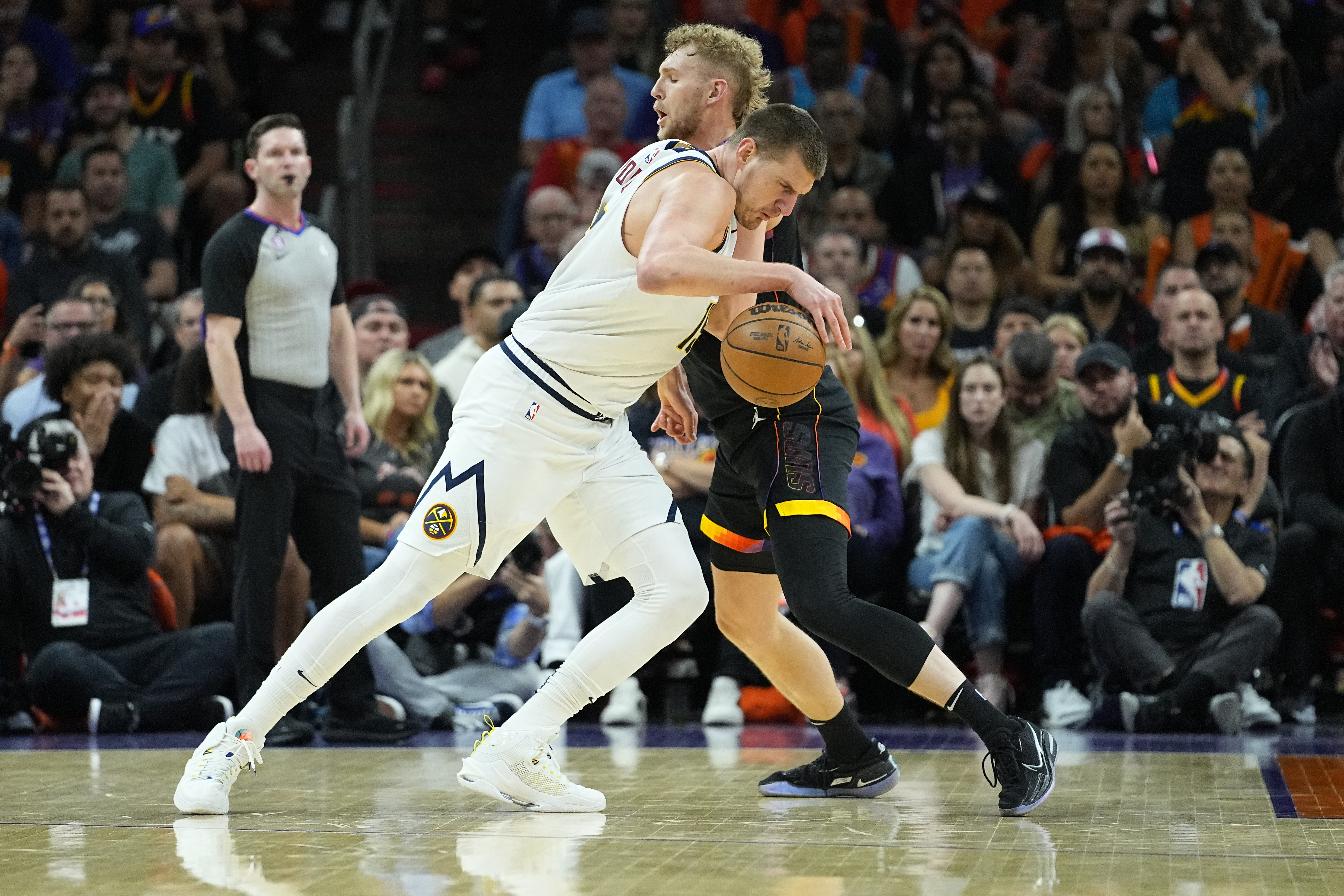 Nuggets Suns Basketball