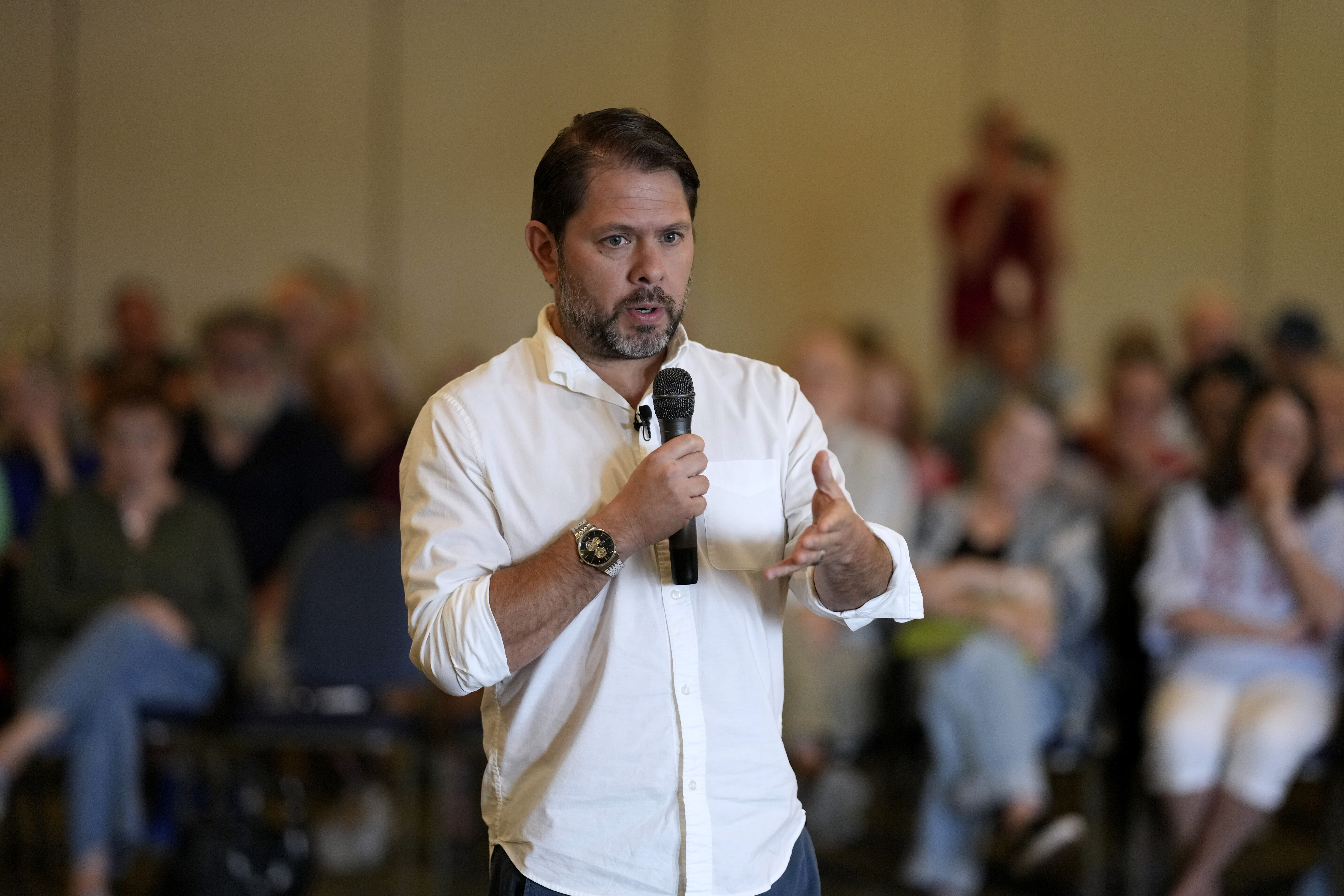 Ruben Gallego Congress Town Hall Iowa