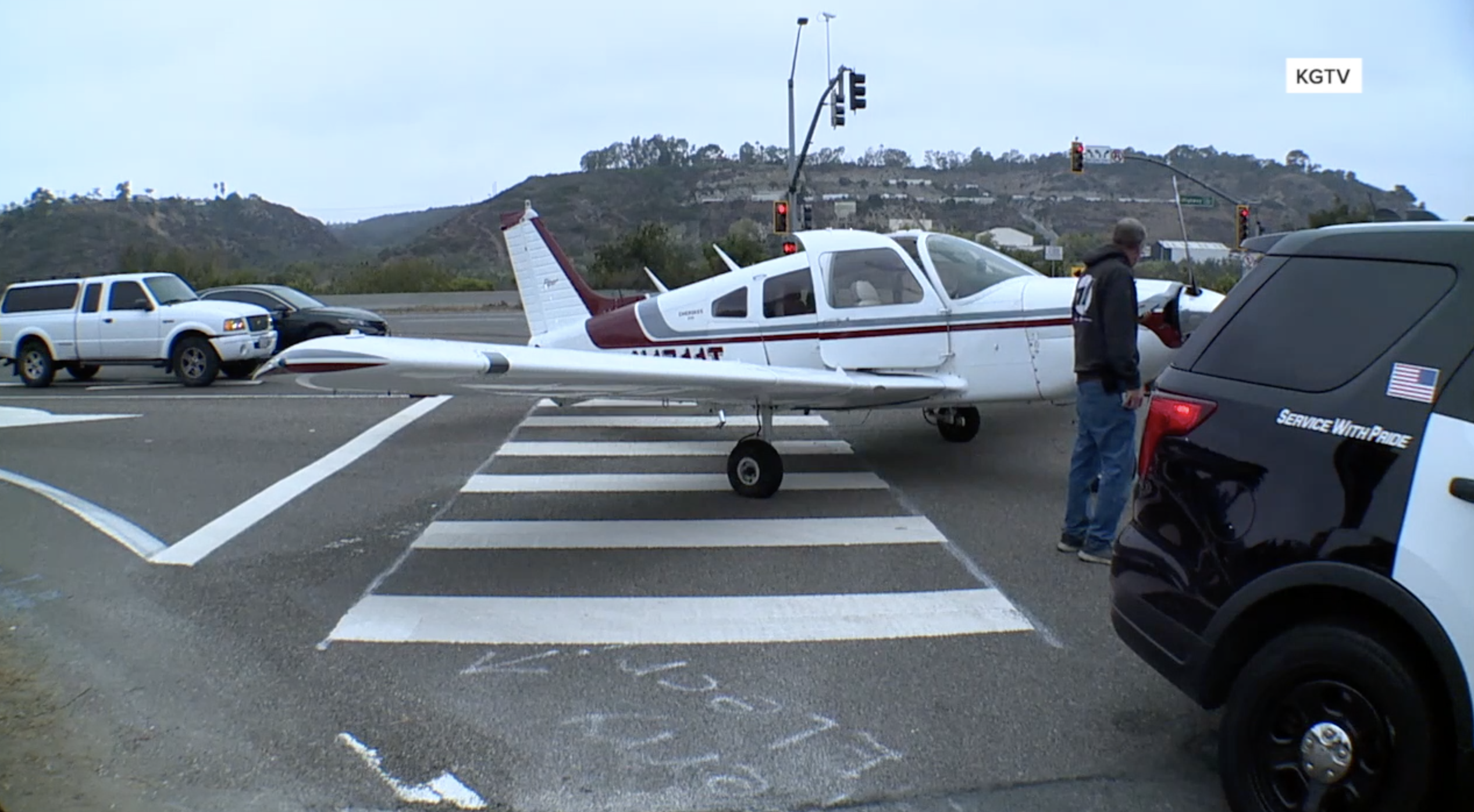 plane emergency landing sr 76