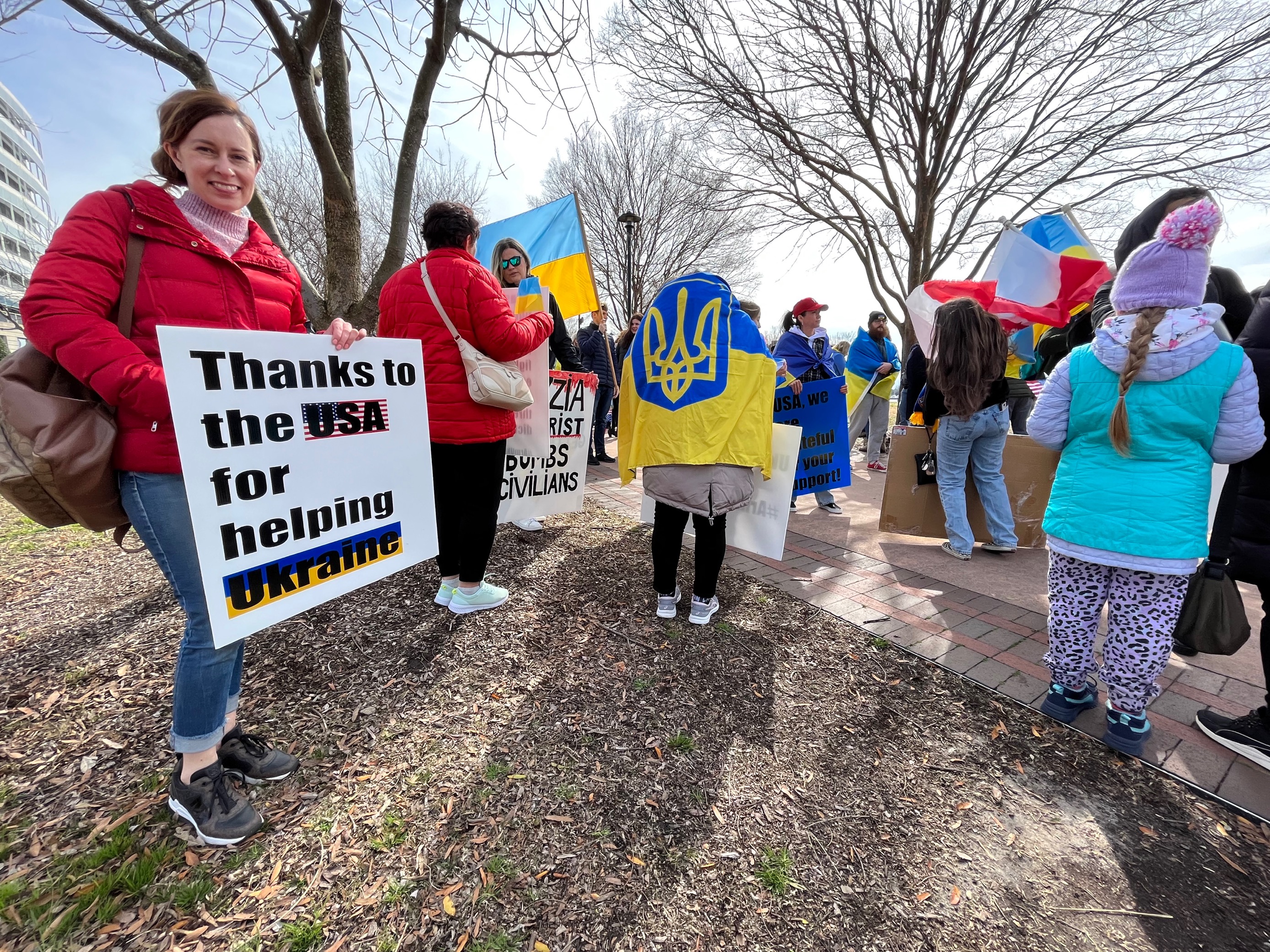 Tidewater Ukrainians' 'Stand With Ukraine' event marks start of second year of war with Russia