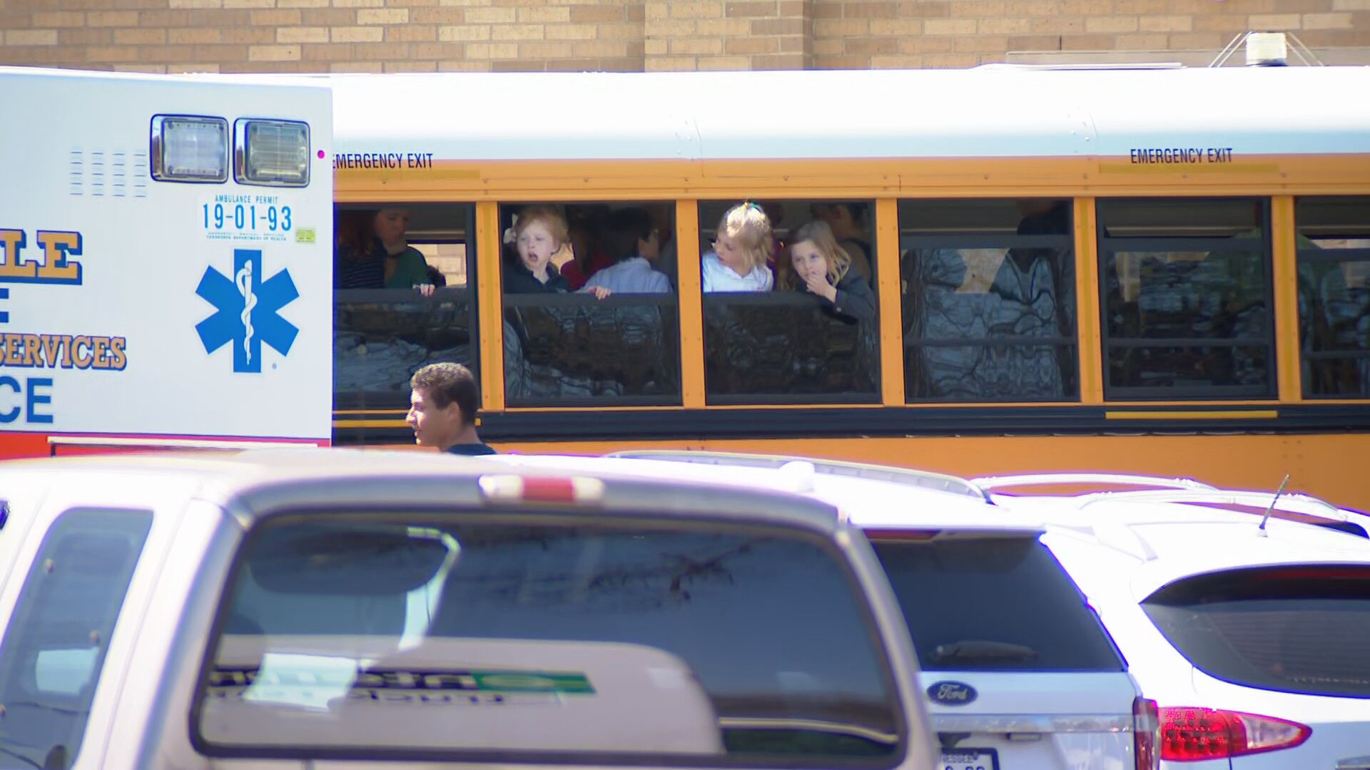 (hannah school security folo)_frame_121.jpeg