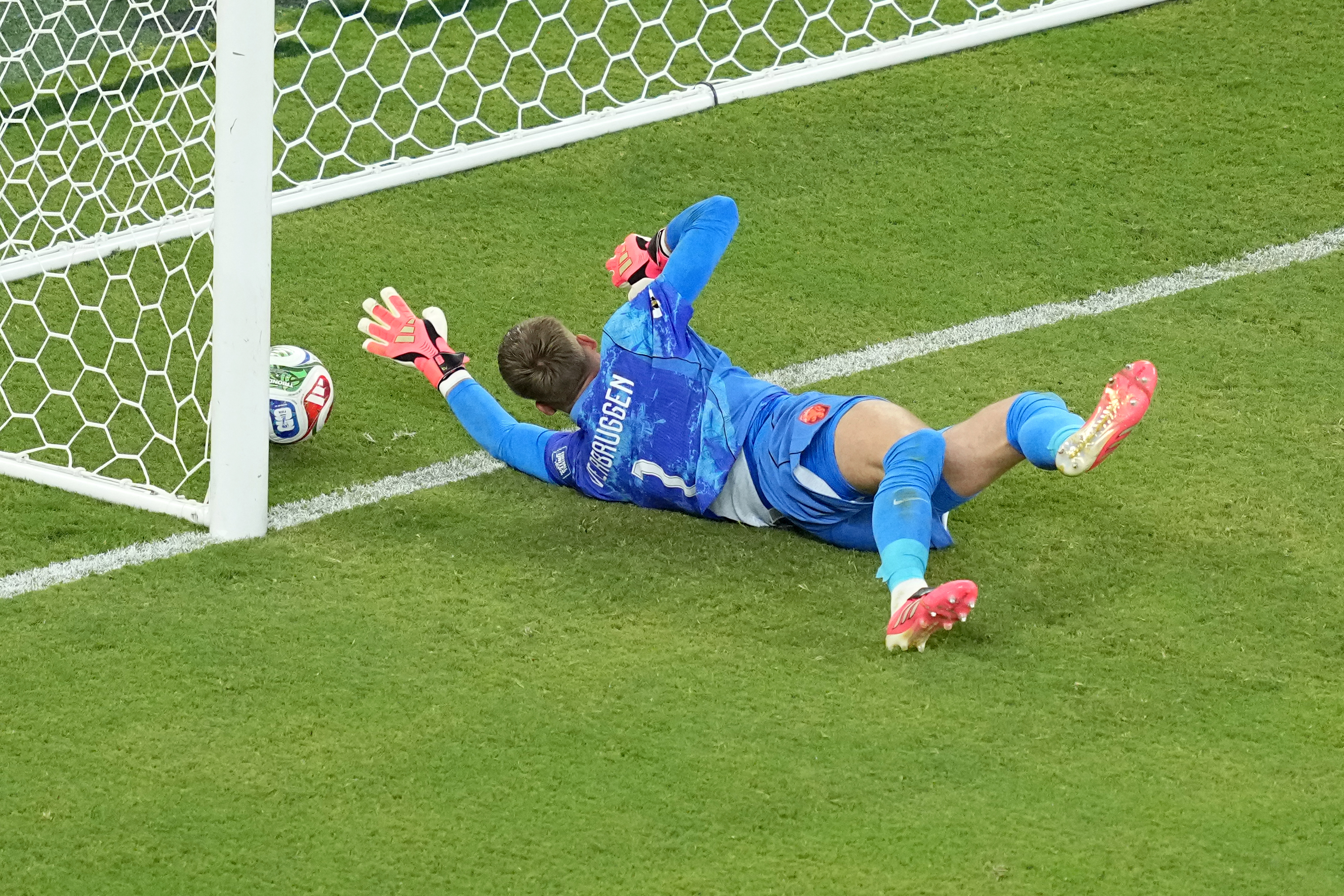 APTOPIX Morocco Netherlands WCup Soccer