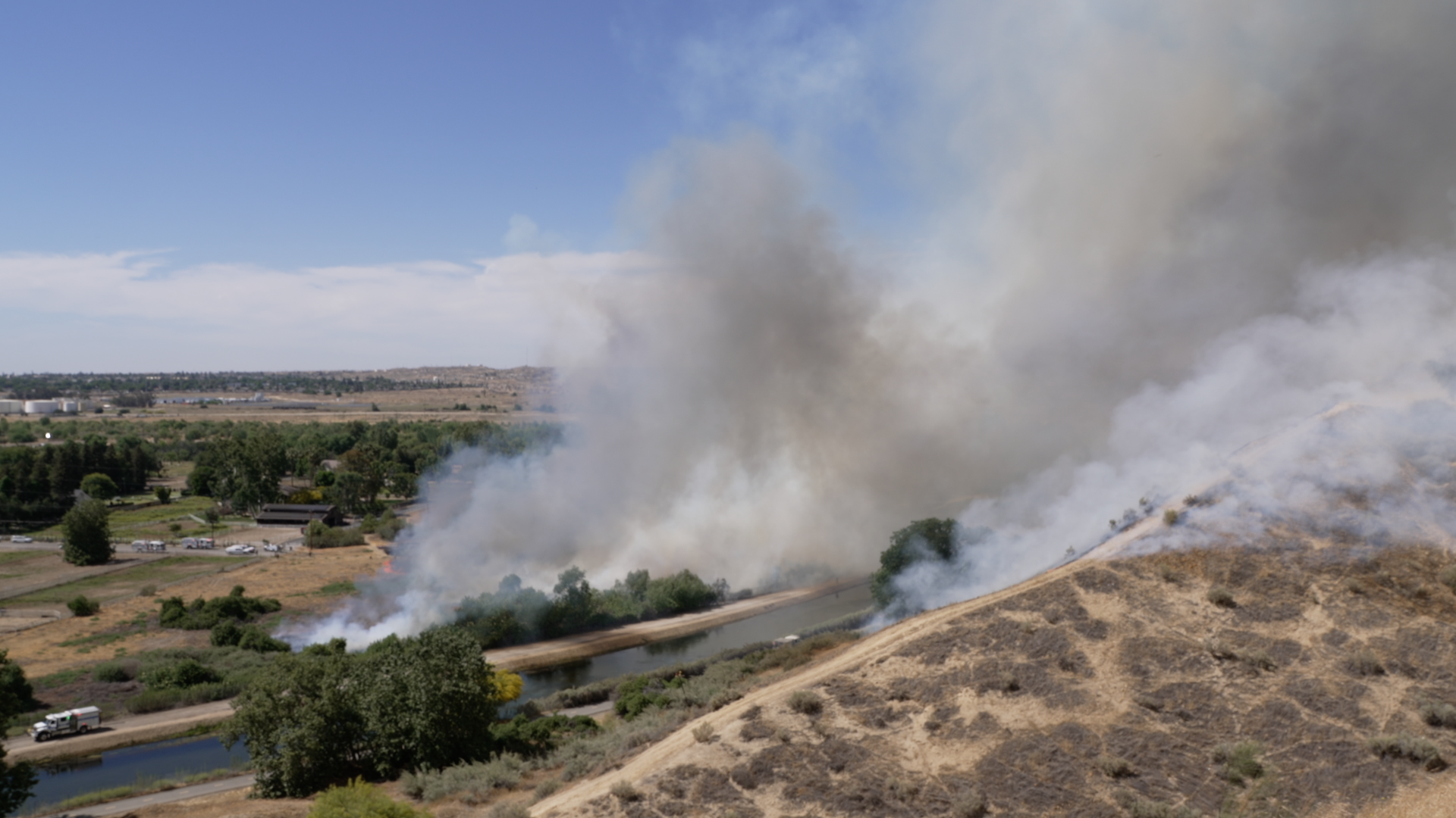 60-acre fire hits Panorama Bluffs, forward progress stopped late Friday afternoon
