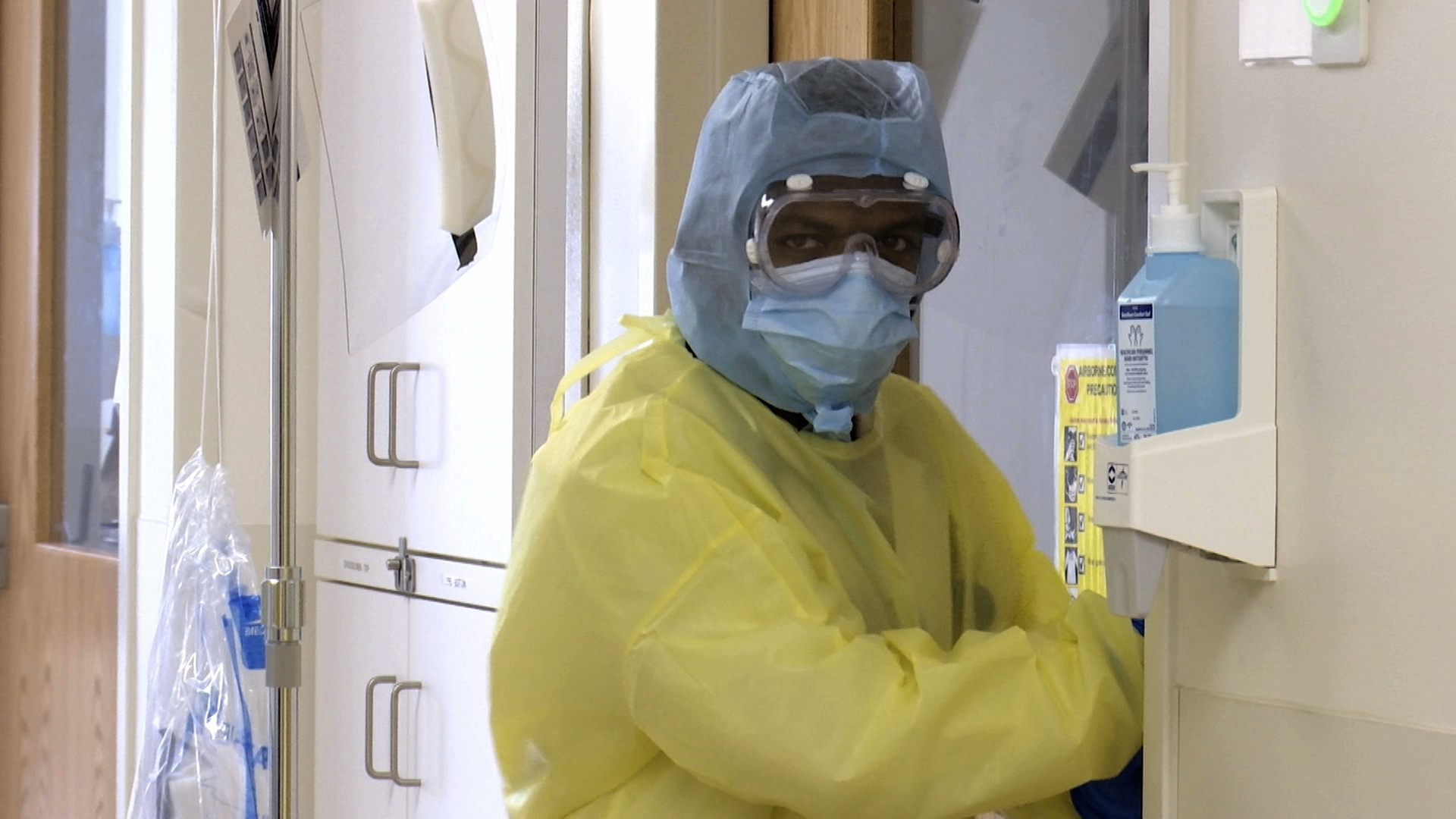 Virus Outbreak ICU Workers