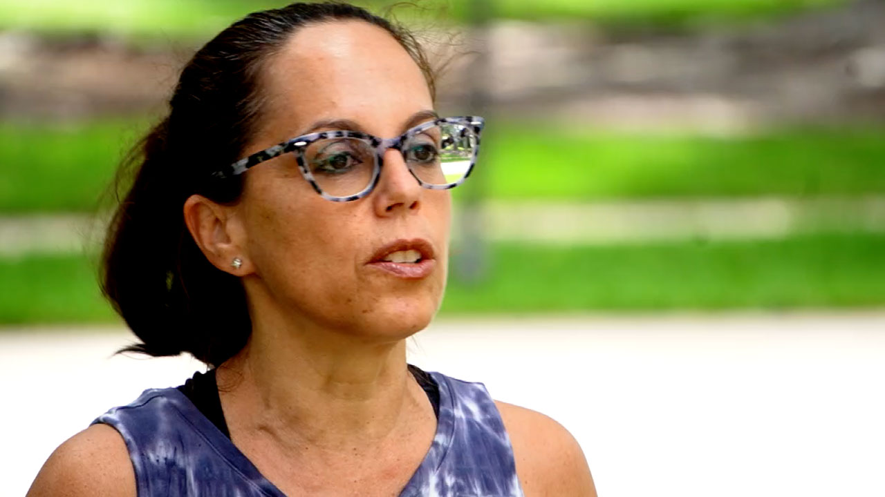 Lesley Abravanel, Boca Raton mother part of lawsuit against Gov. DeSantis regarding anti-mask mandate