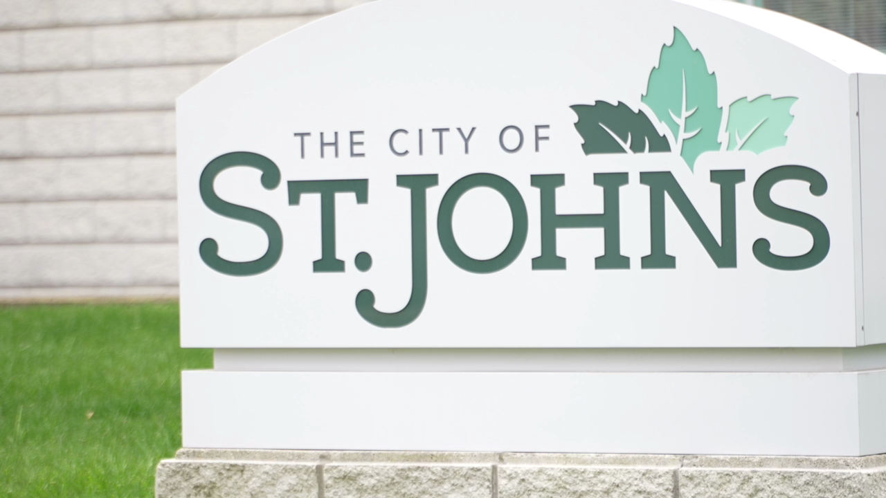 A St. Johns sign outside the Clinton County Courthouse