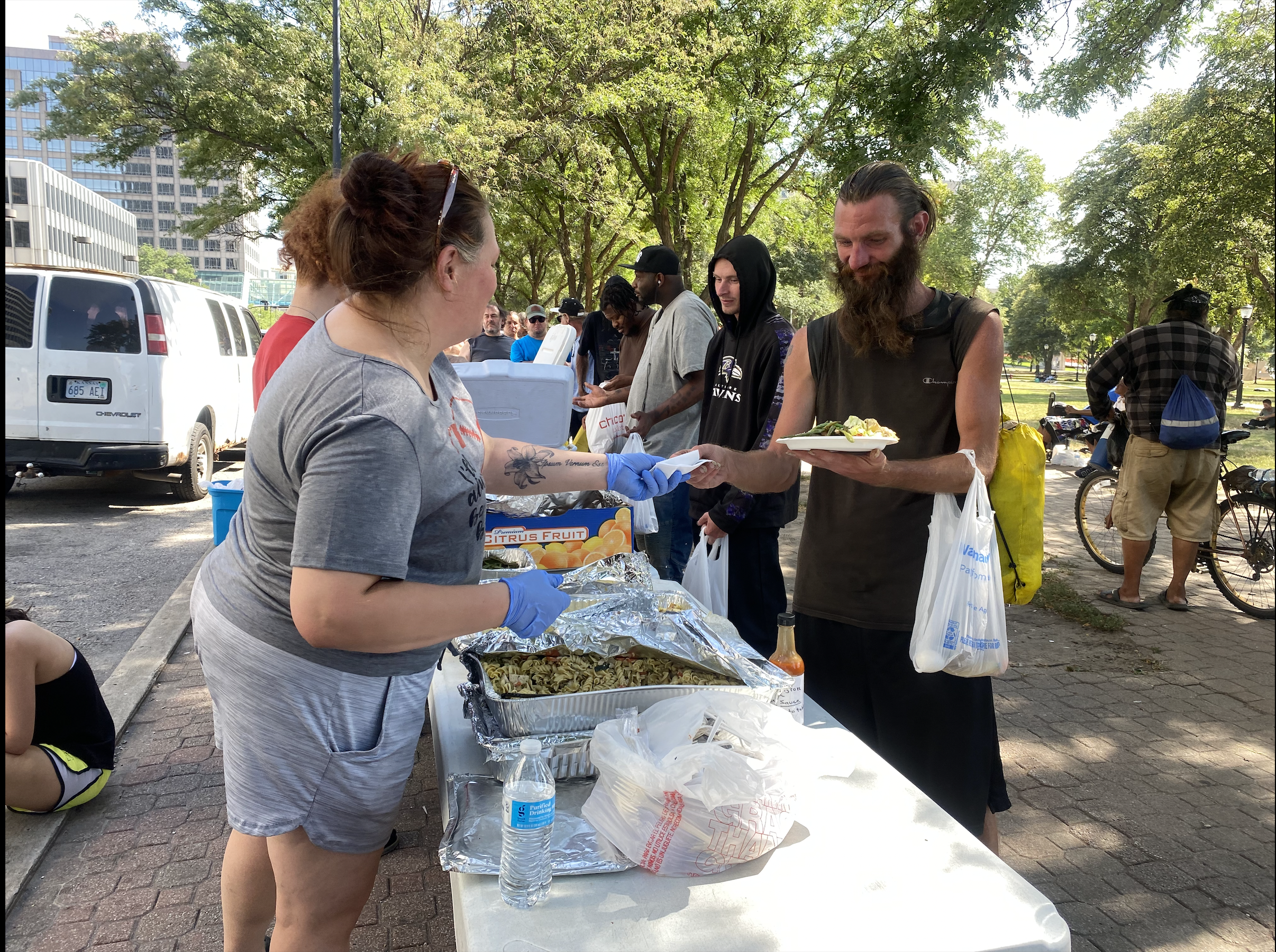 FreeHotSoupfeedinghomlesshotday