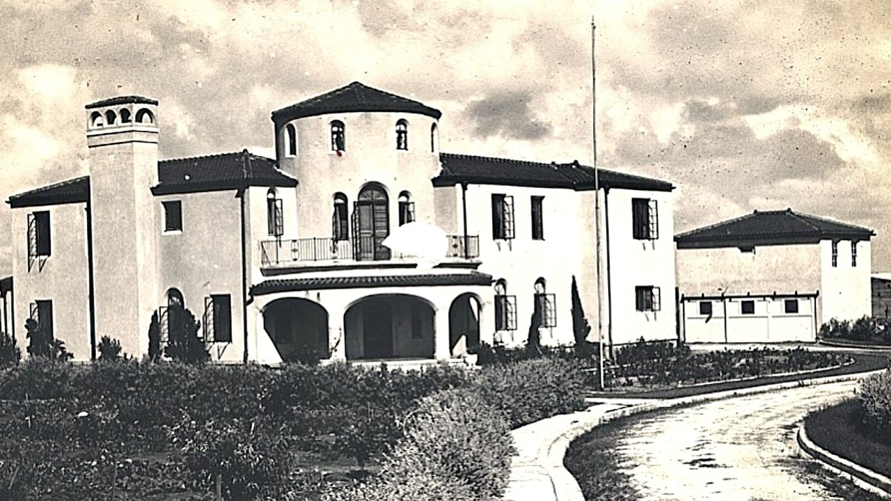 The Donigan Home: Ocean Drive's most recognizable house - Vimarsana News