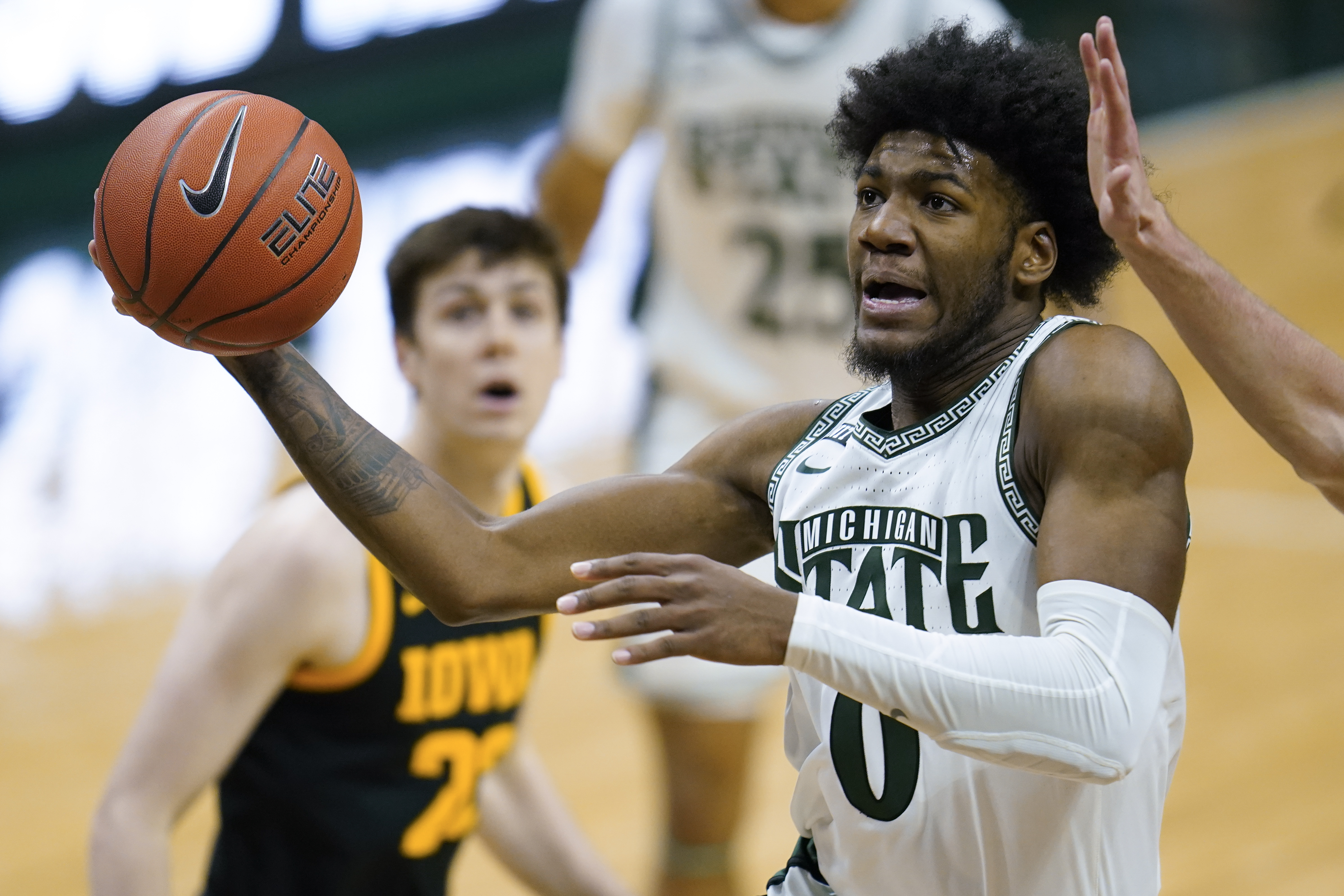 Aaron Henry Iowa Michigan St Basketball