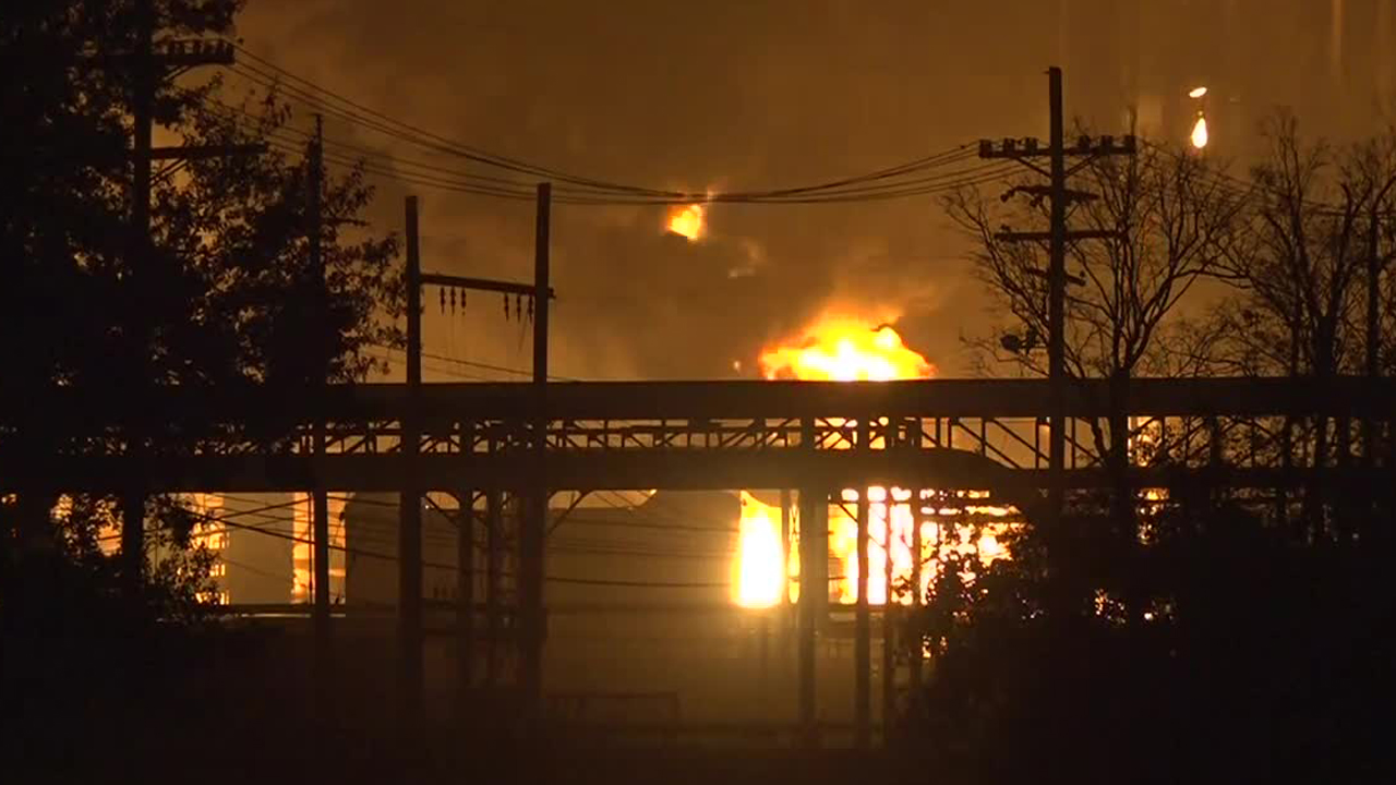 A plant that produces chemical and petroleum-based products in East Texas has exploded, blowing out windows on homes several miles away. 