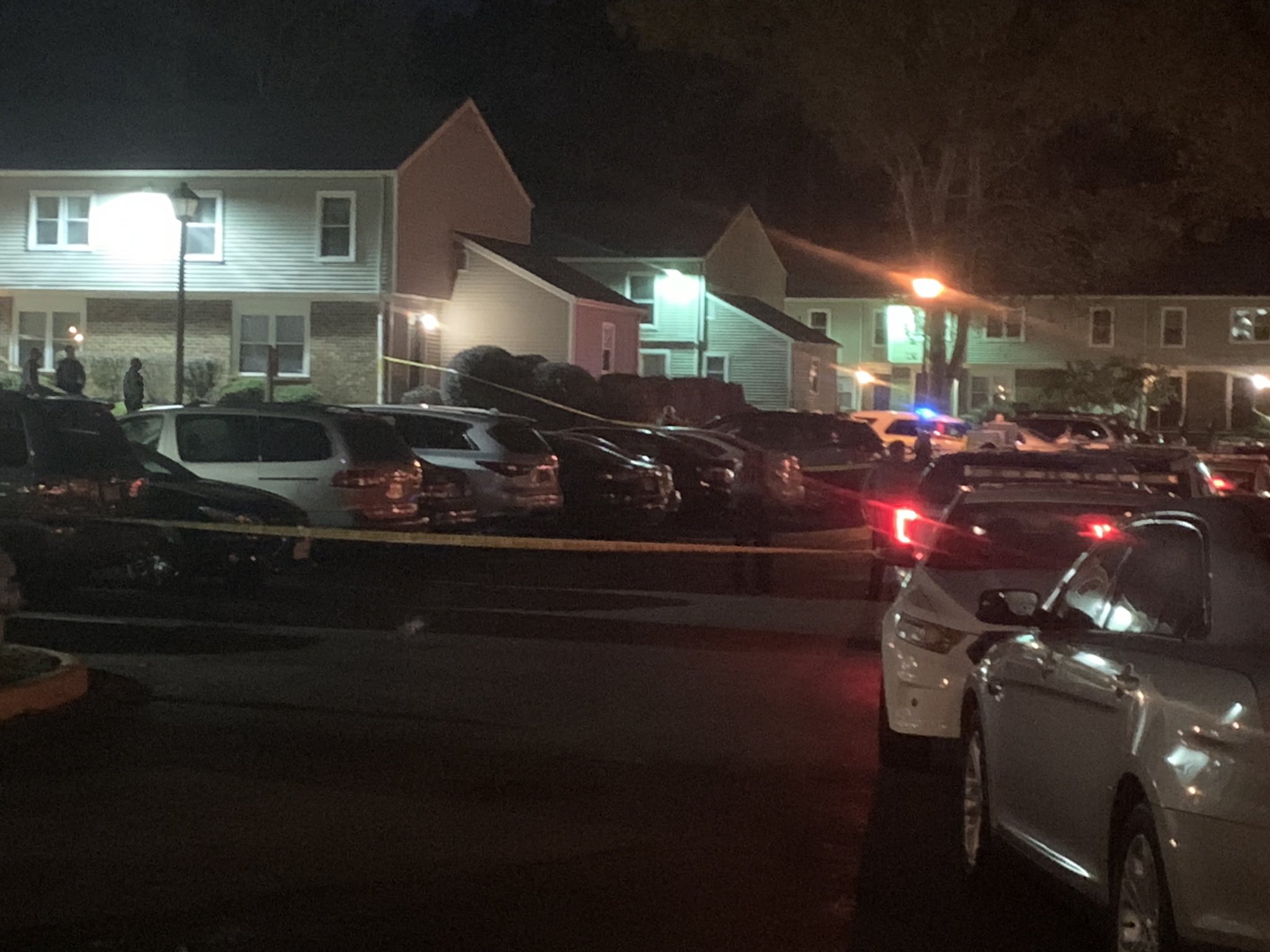 Multiple apartment buildings, cars damaged after Henrico shooting