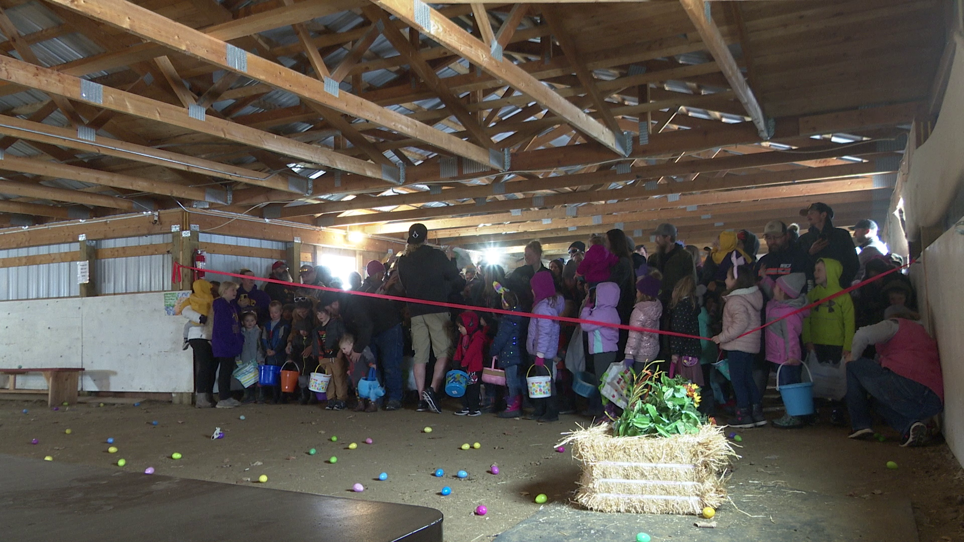 Boulder Kiwanis hosts 40th annual Easter egg hunt