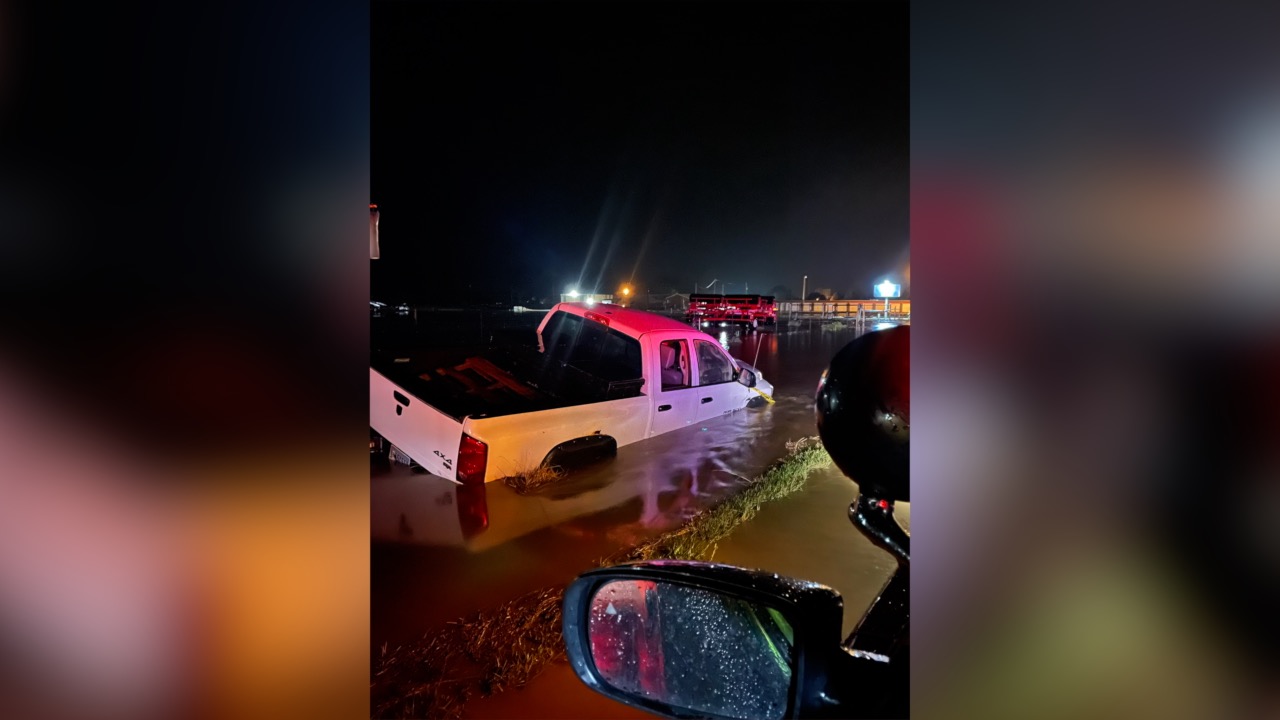 Otero County roads back open after major flooding - Vimarsana News