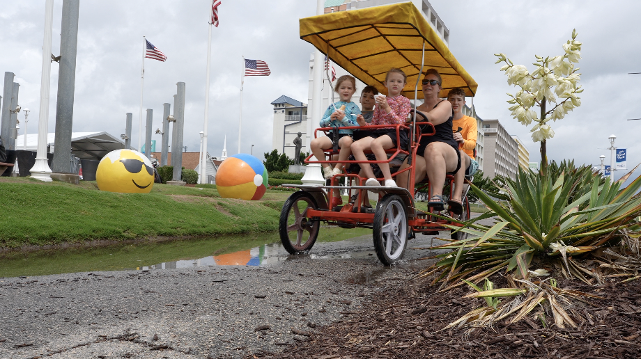 Some Oceanfront businesses see strong Memorial Day weekend despite wet weather