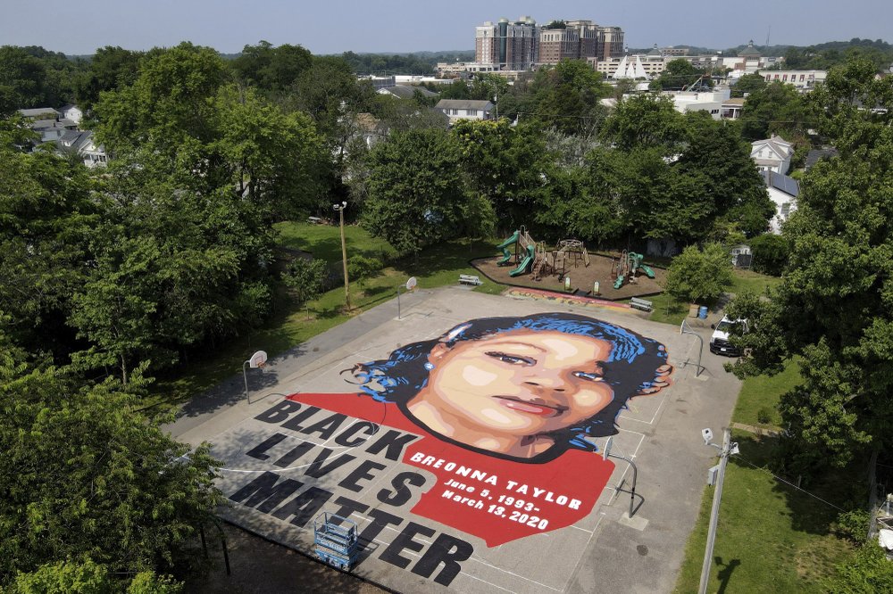 Lawsuit: Breonna Taylor’s death connected to Louisville gentrification plan